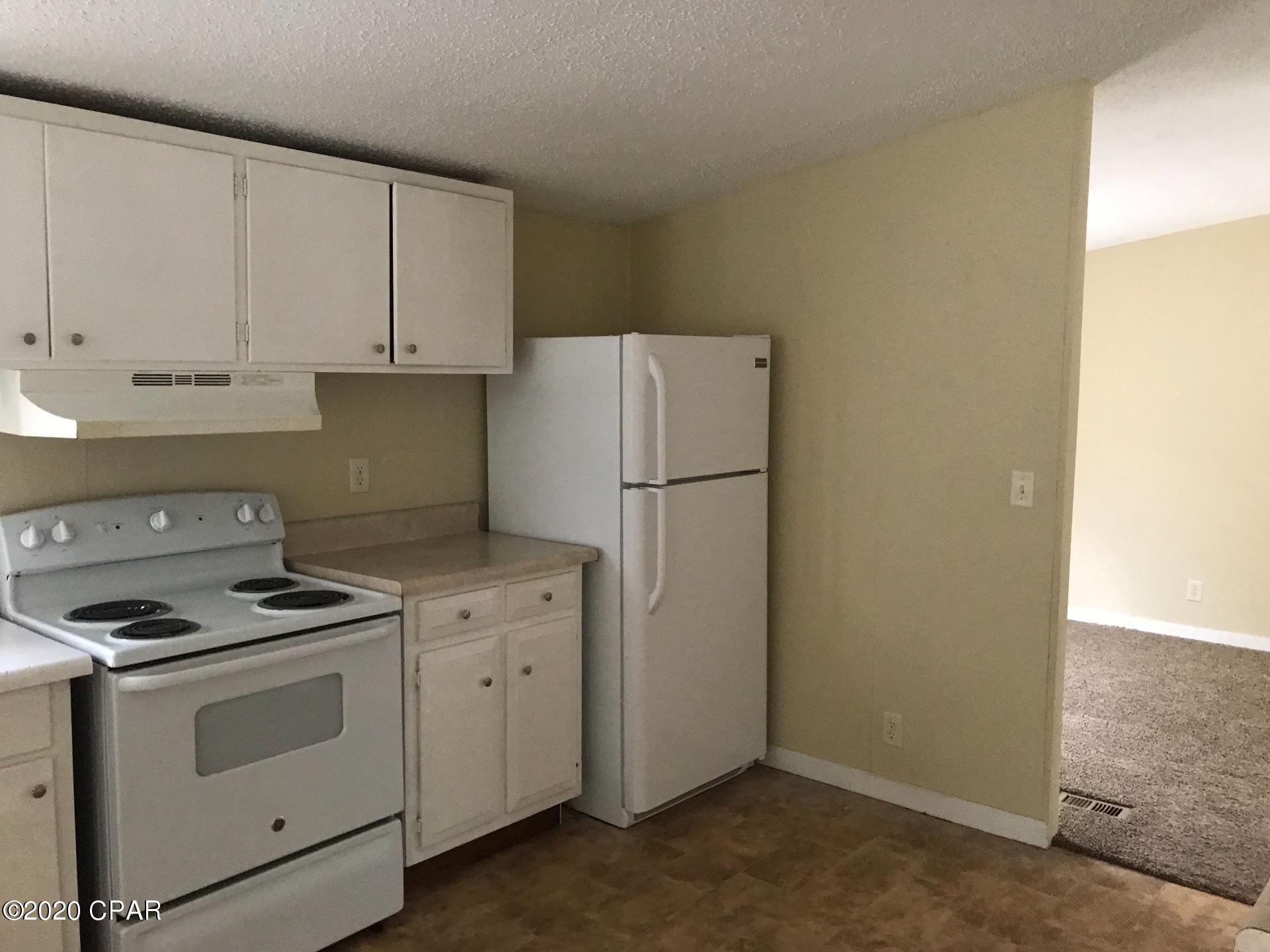 [No Recorded Subdiv] - Residential Lease