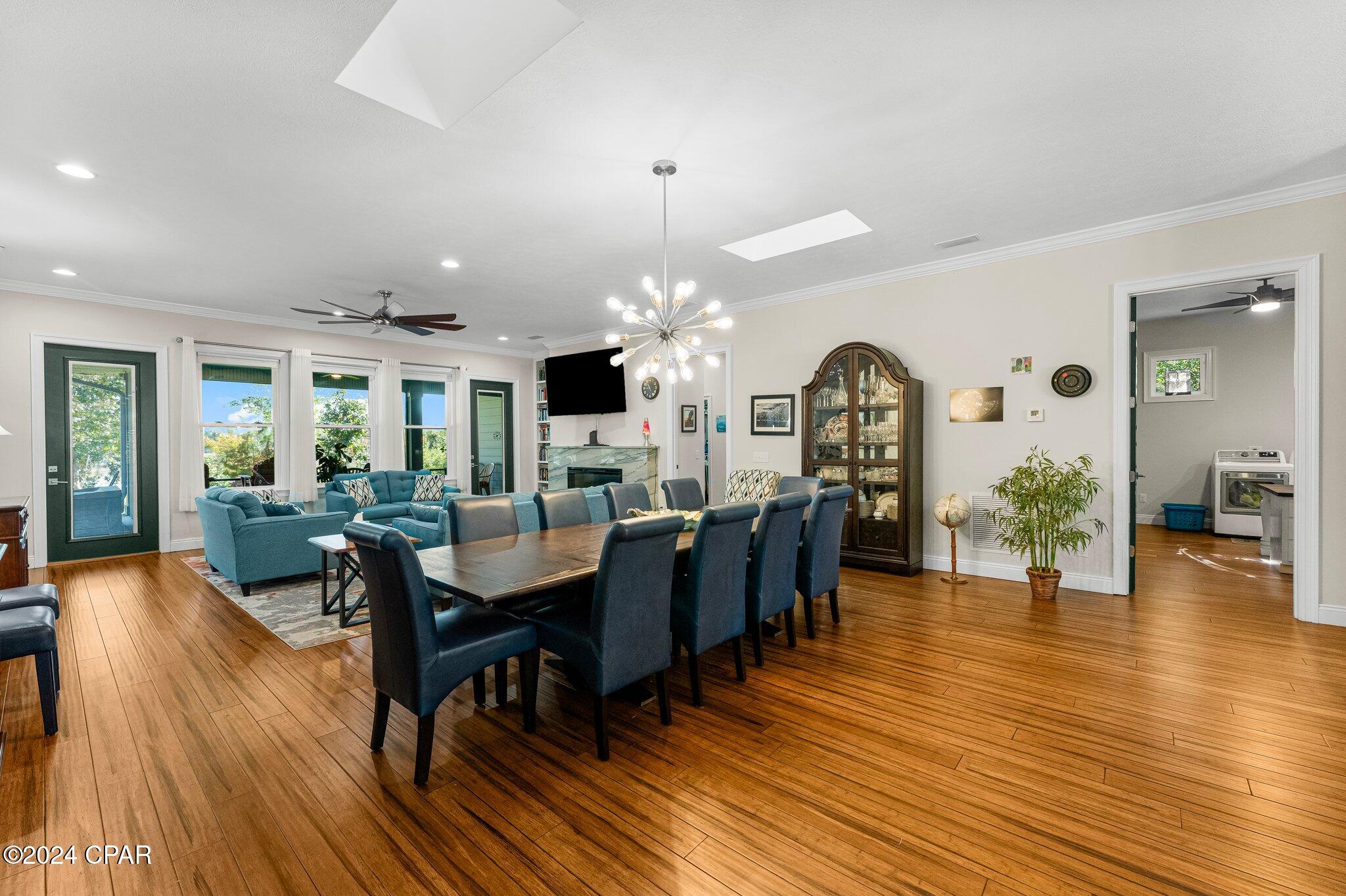 Cedar Creek At Deerpoint Lake - Residential