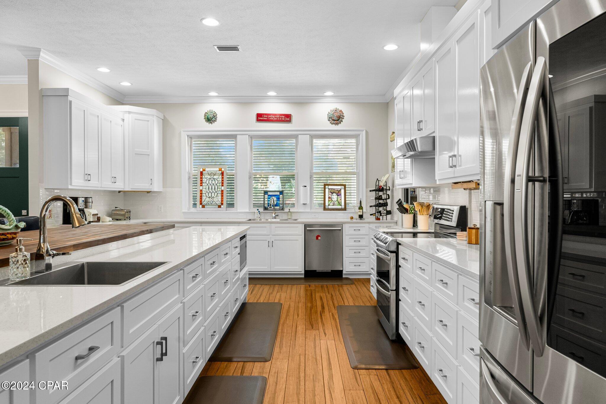 Cedar Creek At Deerpoint Lake - Residential