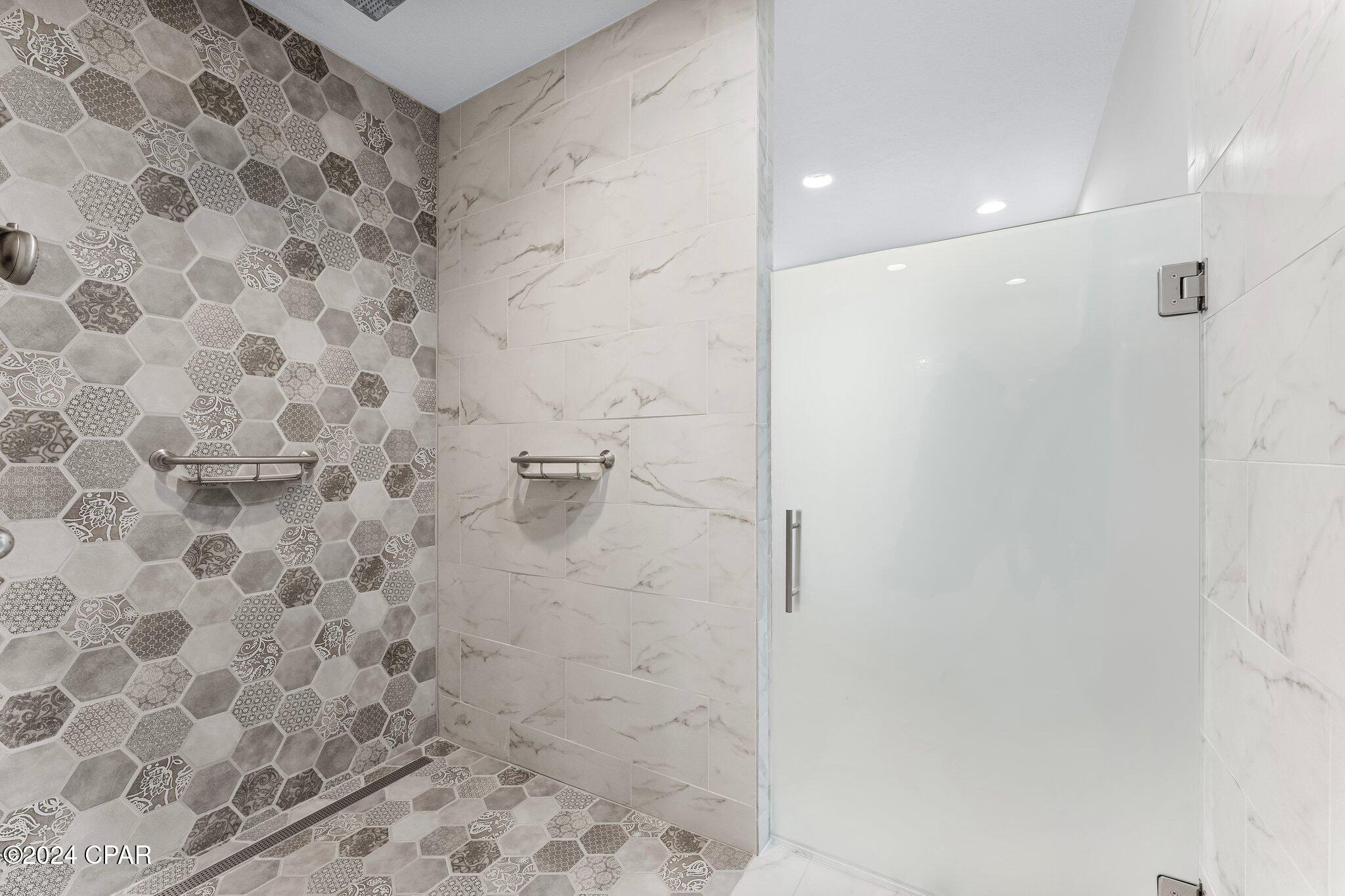 Cedar Creek At Deerpoint Lake - Residential