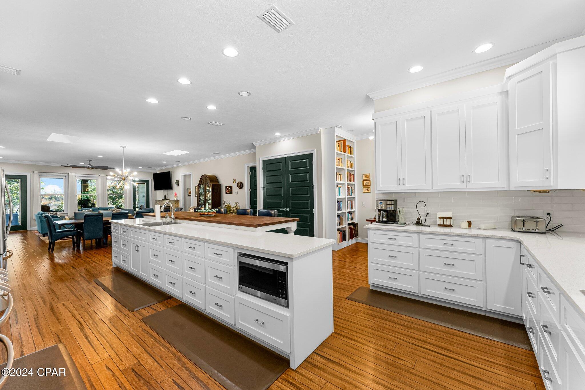 Cedar Creek At Deerpoint Lake - Residential