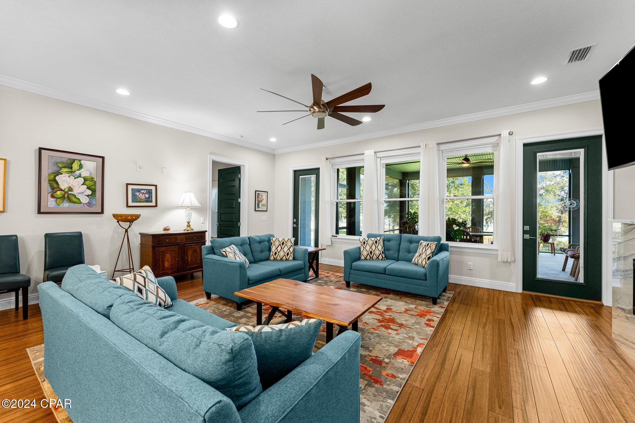 Cedar Creek At Deerpoint Lake - Residential