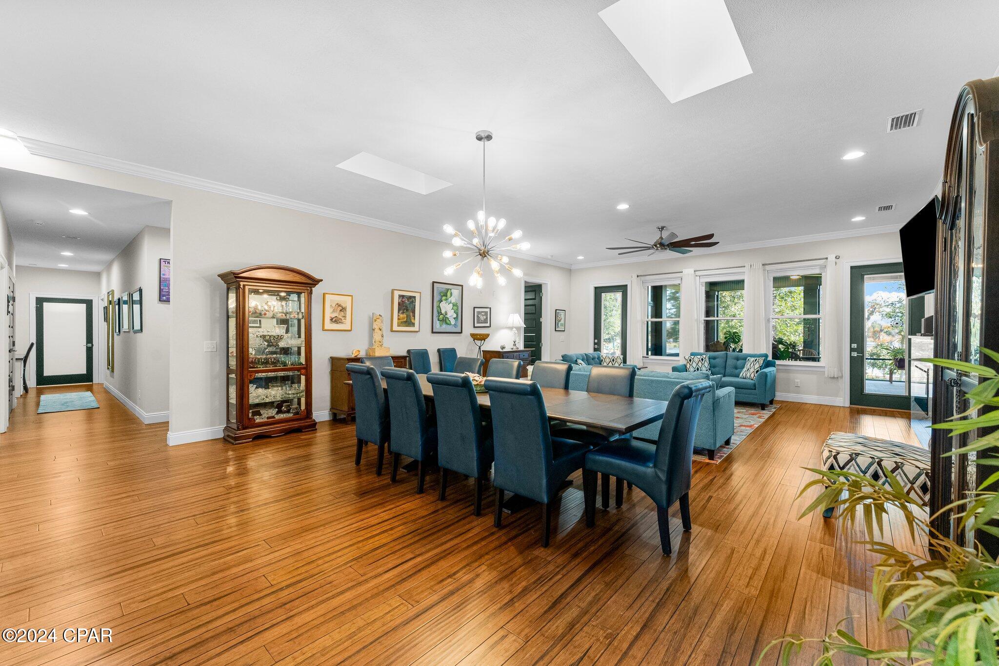 Cedar Creek At Deerpoint Lake - Residential