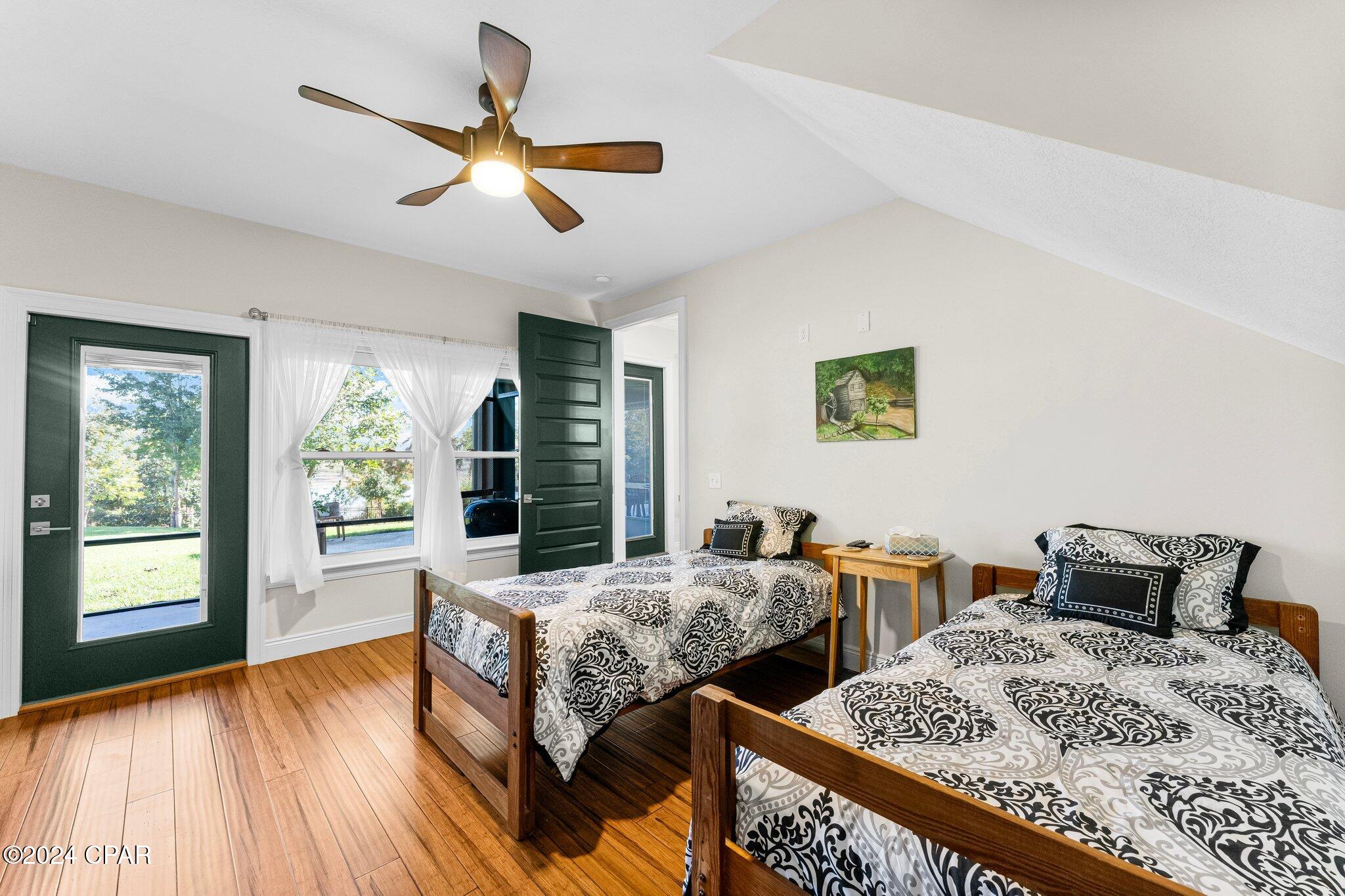 Cedar Creek At Deerpoint Lake - Residential