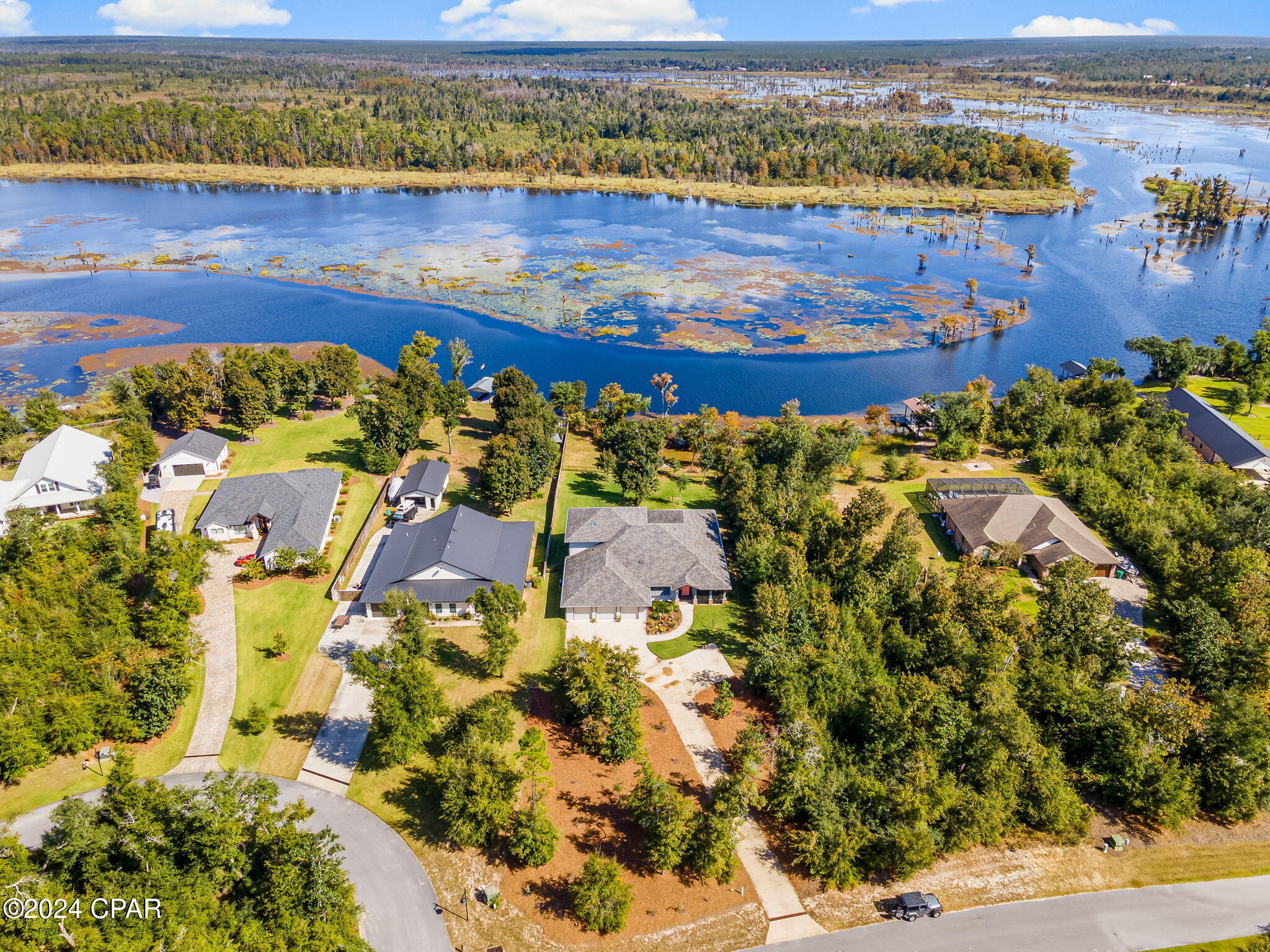 Cedar Creek At Deerpoint Lake - Residential