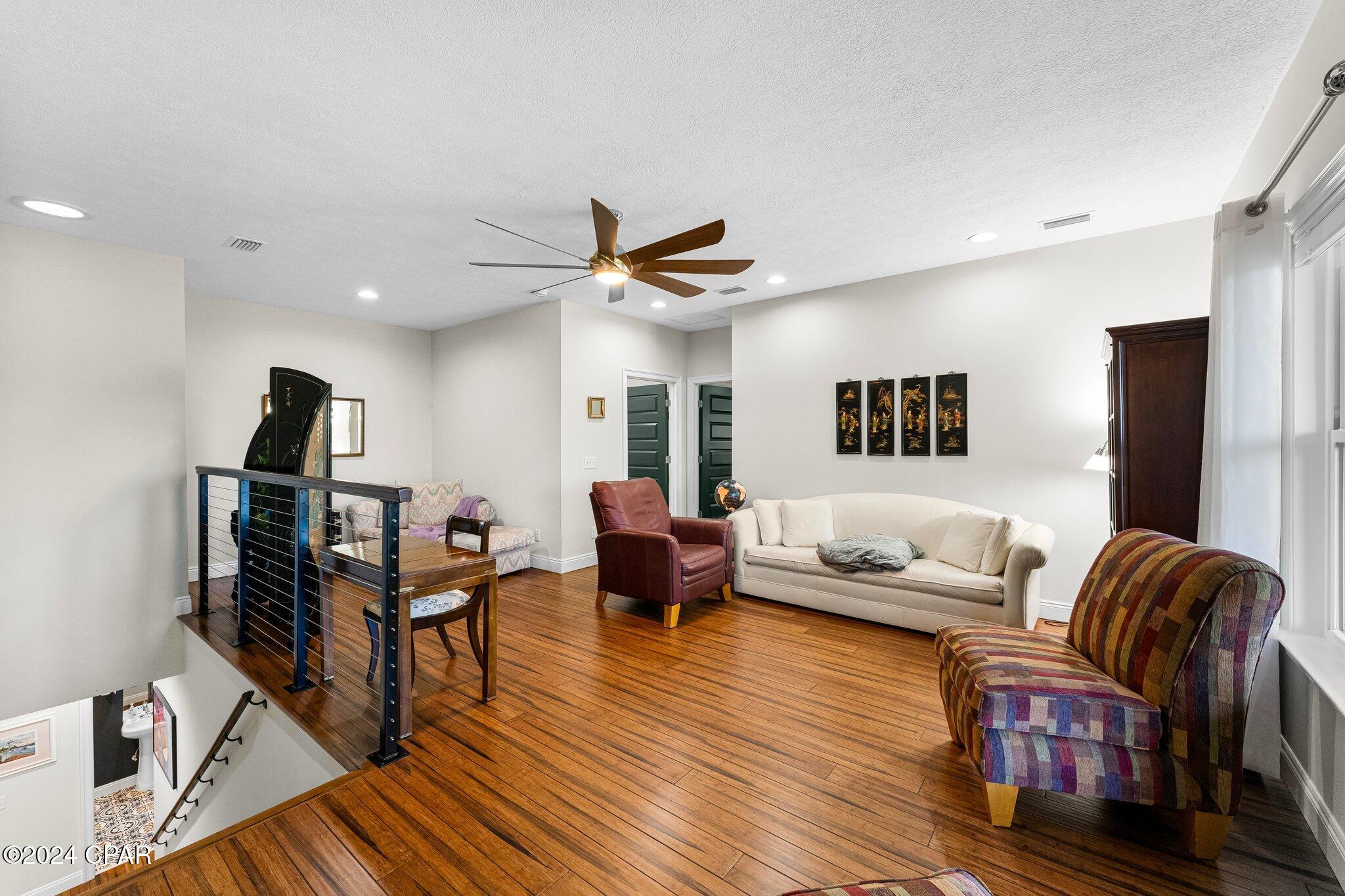 Cedar Creek At Deerpoint Lake - Residential