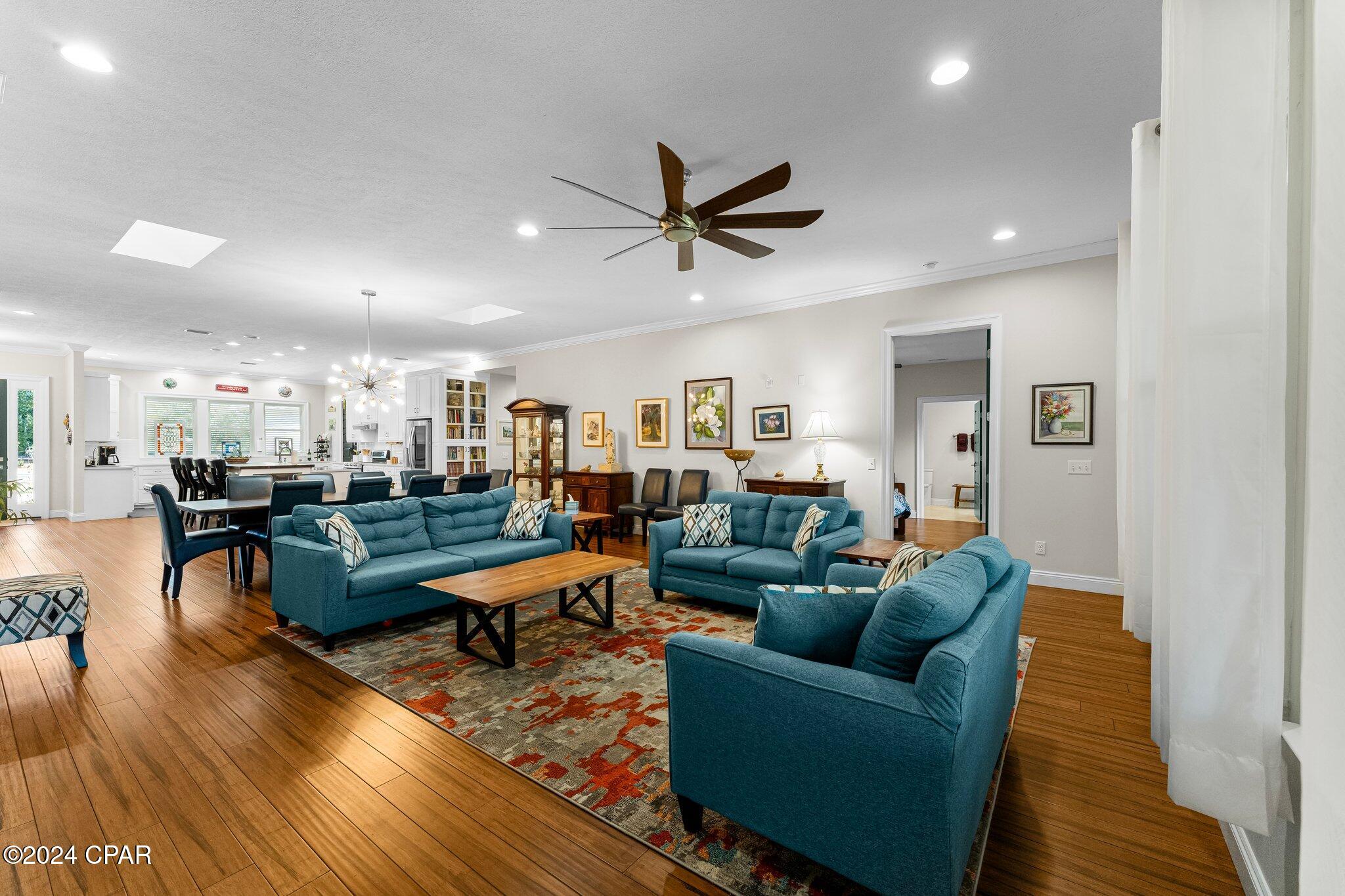 Cedar Creek At Deerpoint Lake - Residential