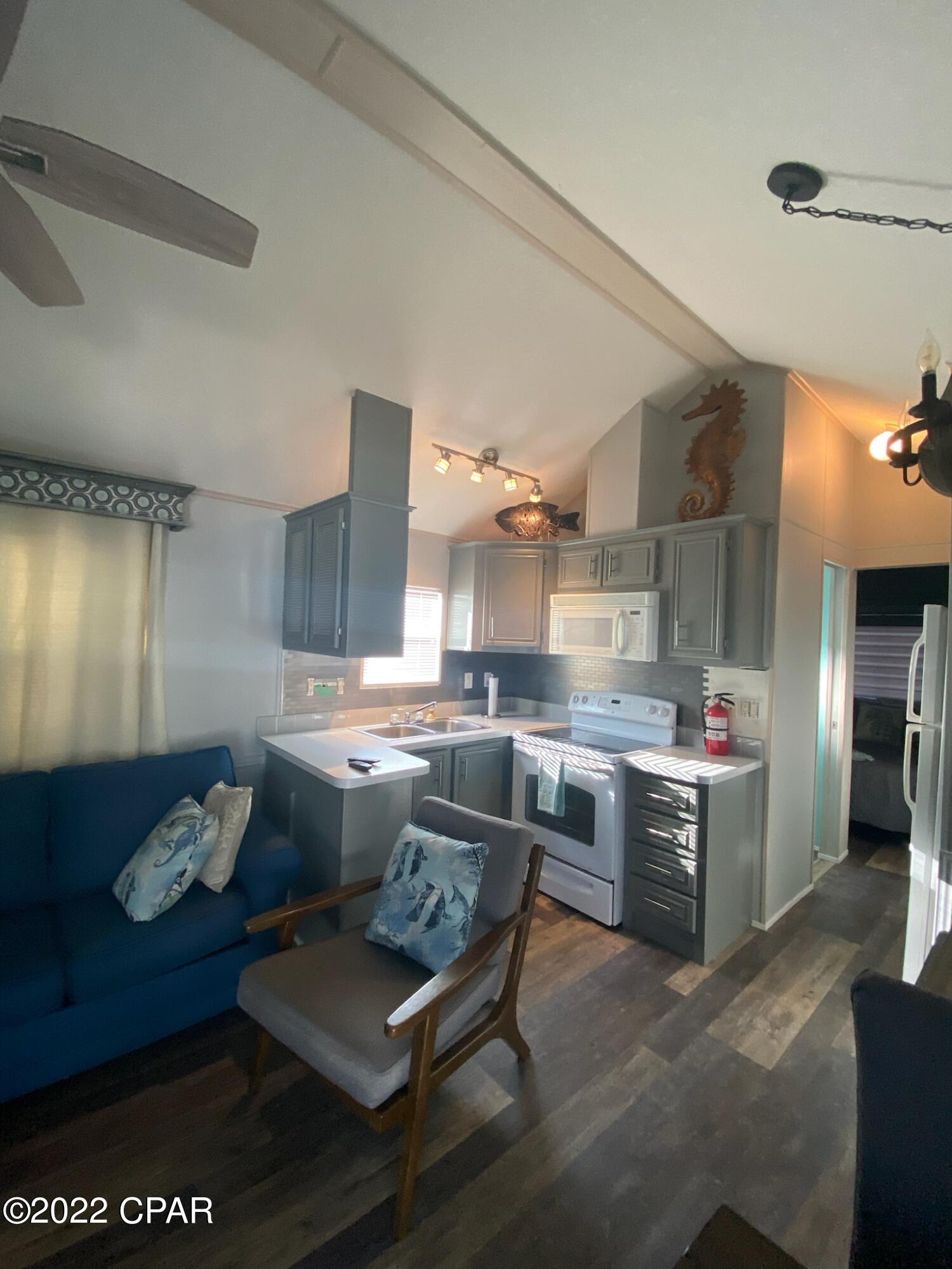 Emerald Pointe Resort - Residential