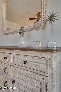 Lagoon Manor - Residential