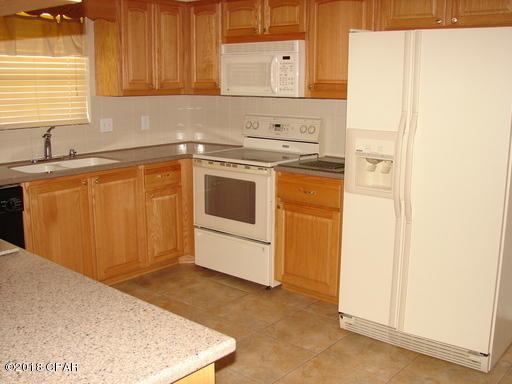 [No Recorded Subdiv] - Residential Lease