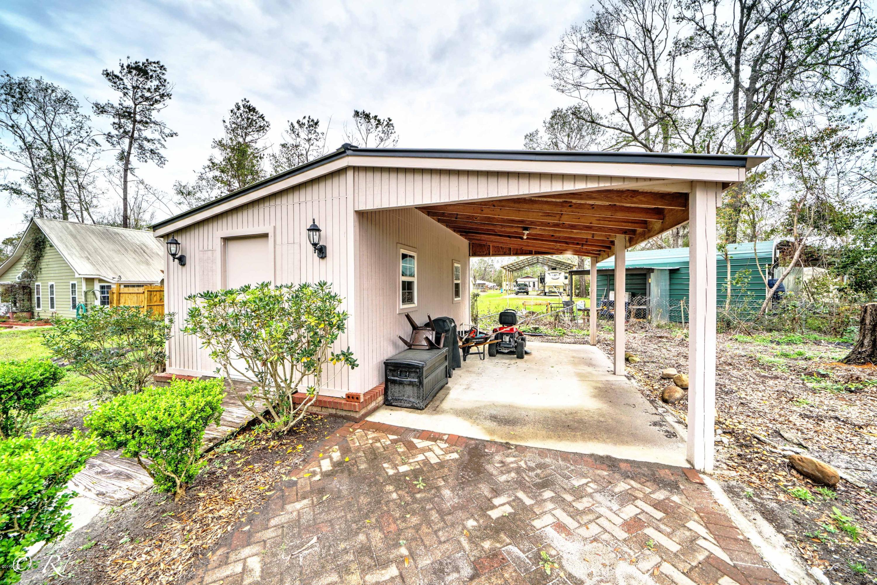 Mitchel Manor - Residential