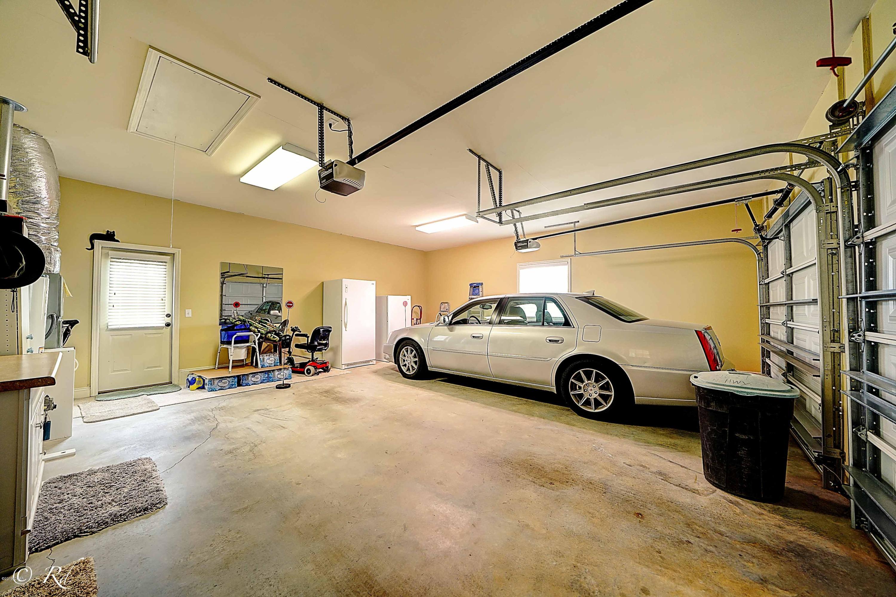 Mitchel Manor - Residential