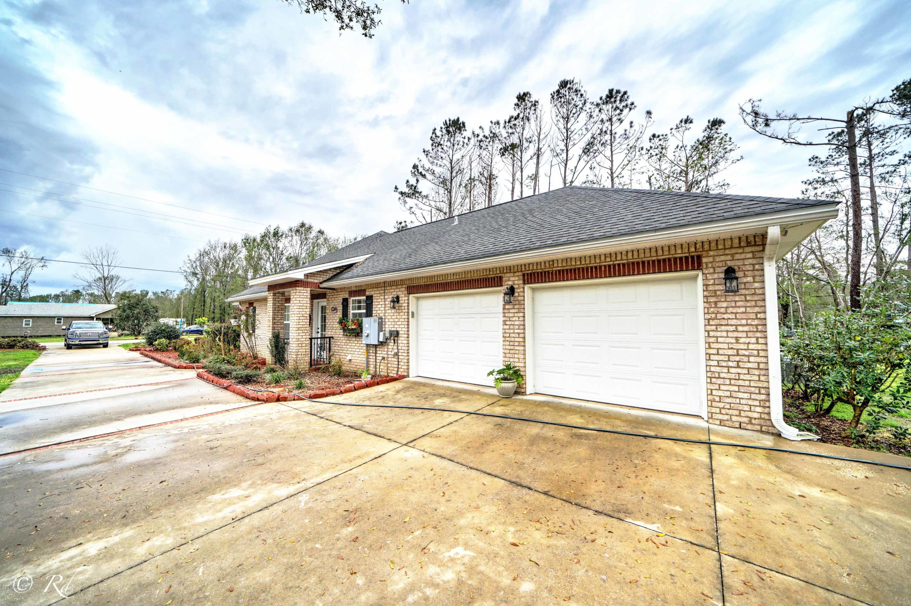 Mitchel Manor - Residential