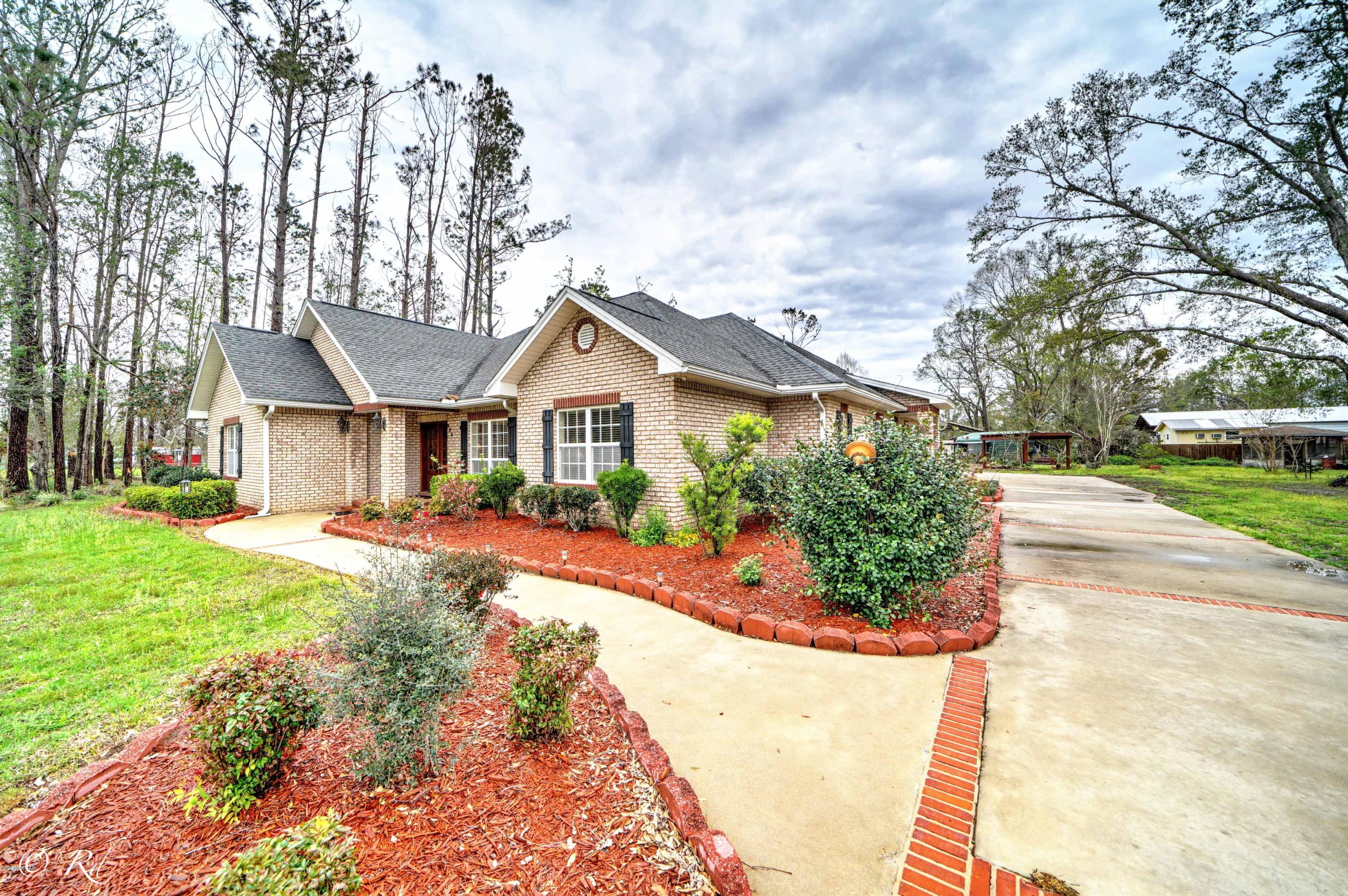 Mitchel Manor - Residential