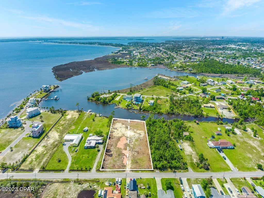 East Bay Park - Land