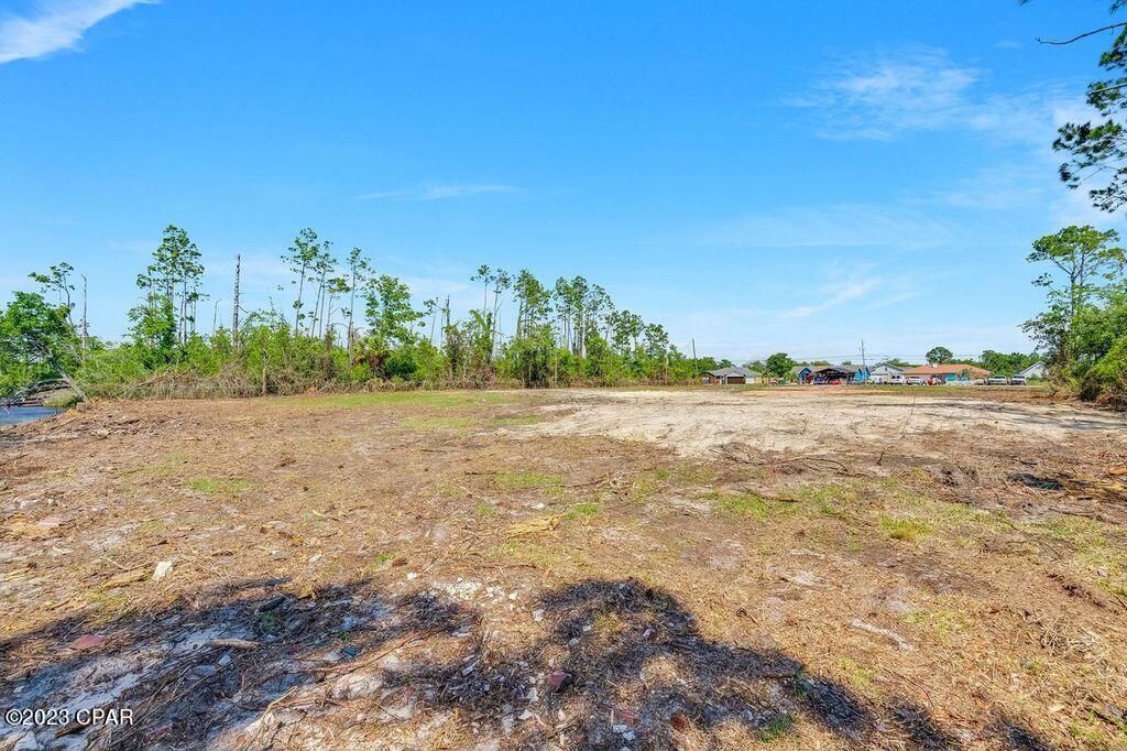 East Bay Park - Land