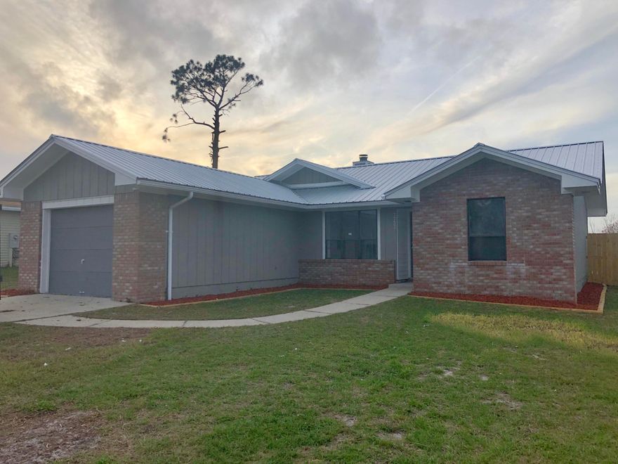 3 bed 2 bath house boasts a beautiful new kitchen with brand new cabinets and counter tops and open floor plan. New floors, new carpet, new paint, new AC and new roof, all new light fixtures-house is turn key! The open living room gives you amazing views of the beautiful large pool in the backyard which has all new equipment. The master has his & her closets with an en suite. The split bedroom floorplan offers privacy.The newly fenced back yard is perfect for summer days in the pool. The one car garage houses your laundry hookup and leads into the kitchen and open dining area. The central location in Callaway is very close to Callaway Bayou-perfect for fishing. The house is close to shopping and schools.