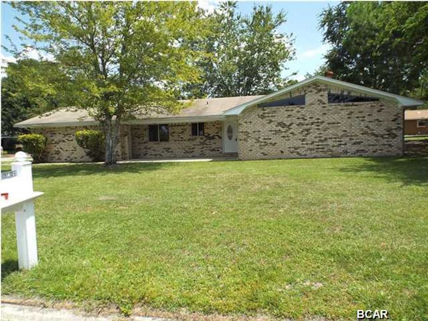 Large Brick 3 bedroom Two bathroom home on a large corner lot offered as it. The home features new paint Carpet, and kitchen appliances. All sizes are approximate please verify accordingly.