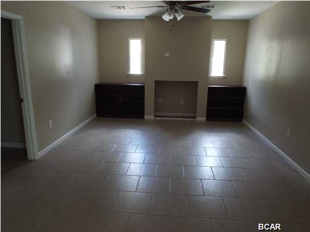 Venetian Villa 1st Add Replat - Residential