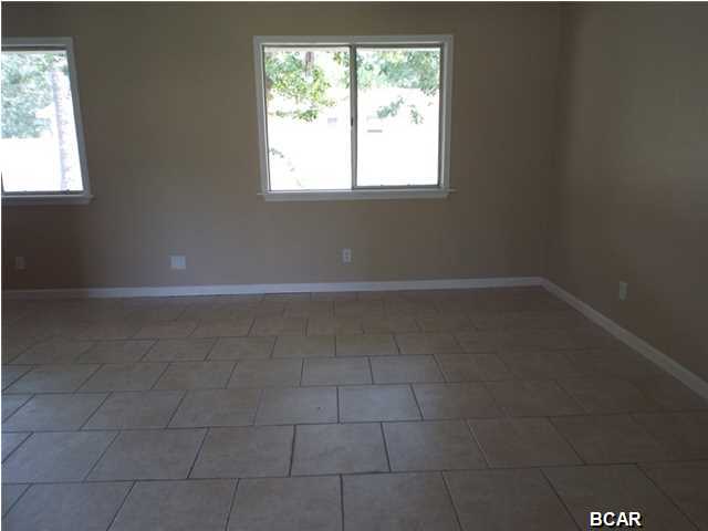 Venetian Villa 1st Add Replat - Residential