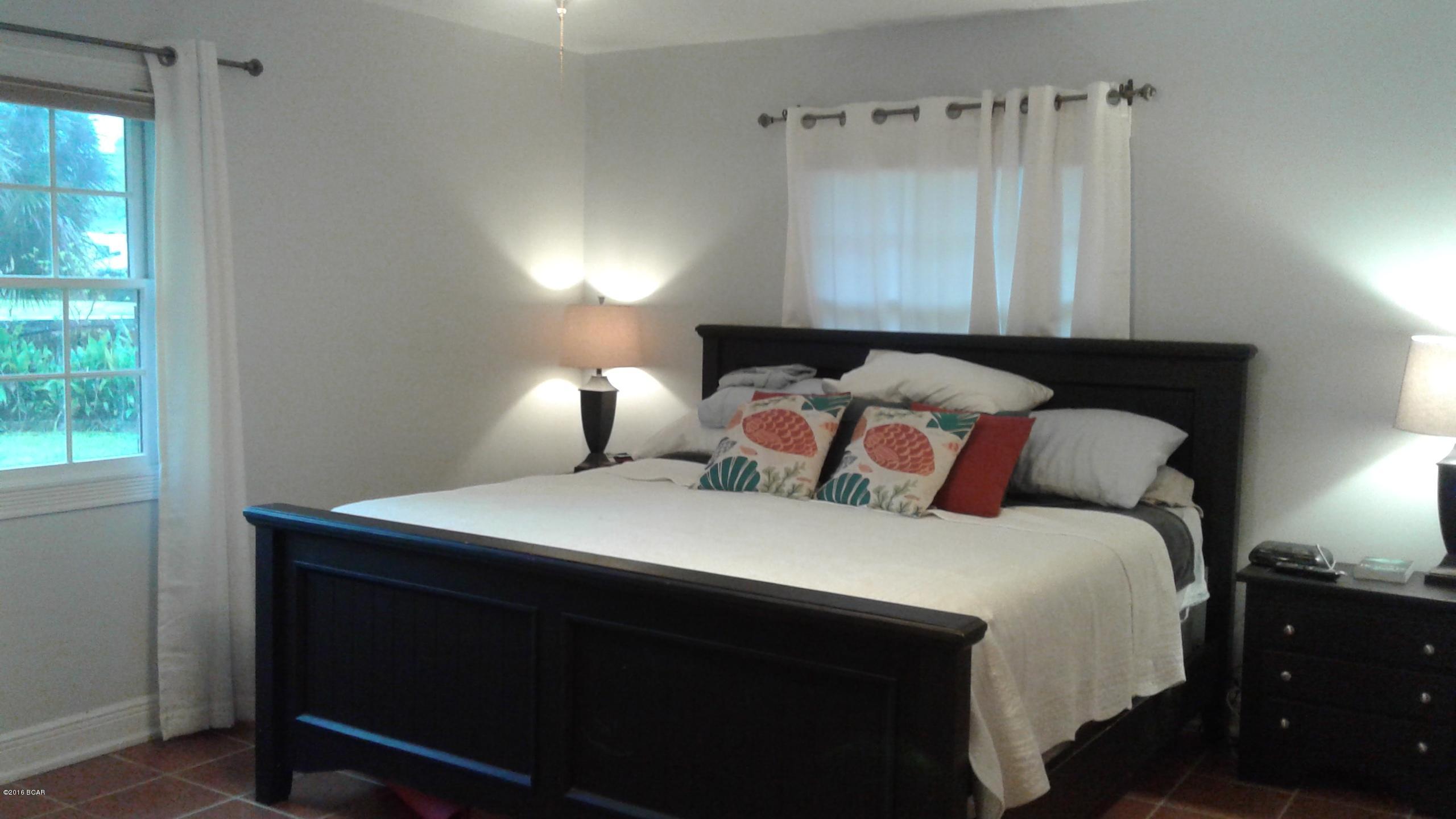 Baywood Shores Est Unit 5 - Residential