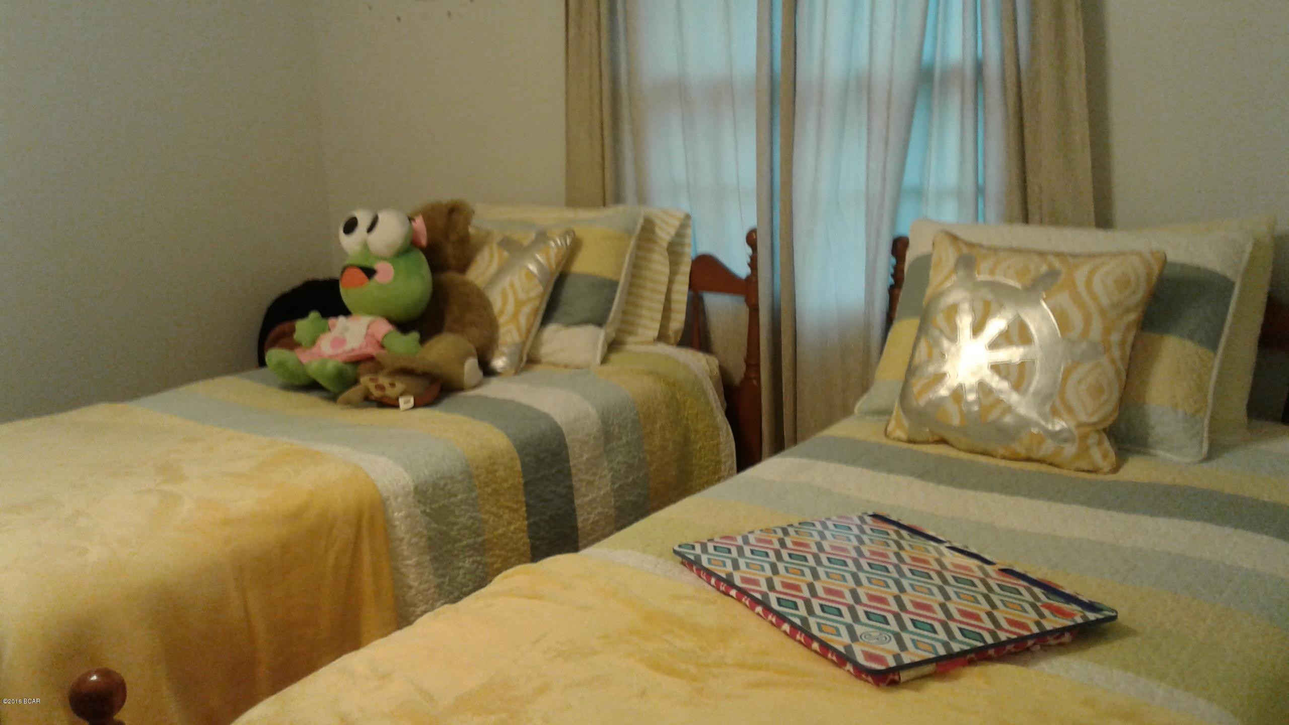 Baywood Shores Est Unit 5 - Residential