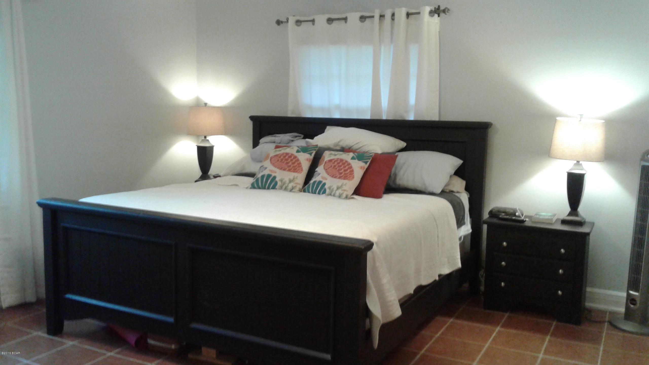 Baywood Shores Est Unit 5 - Residential