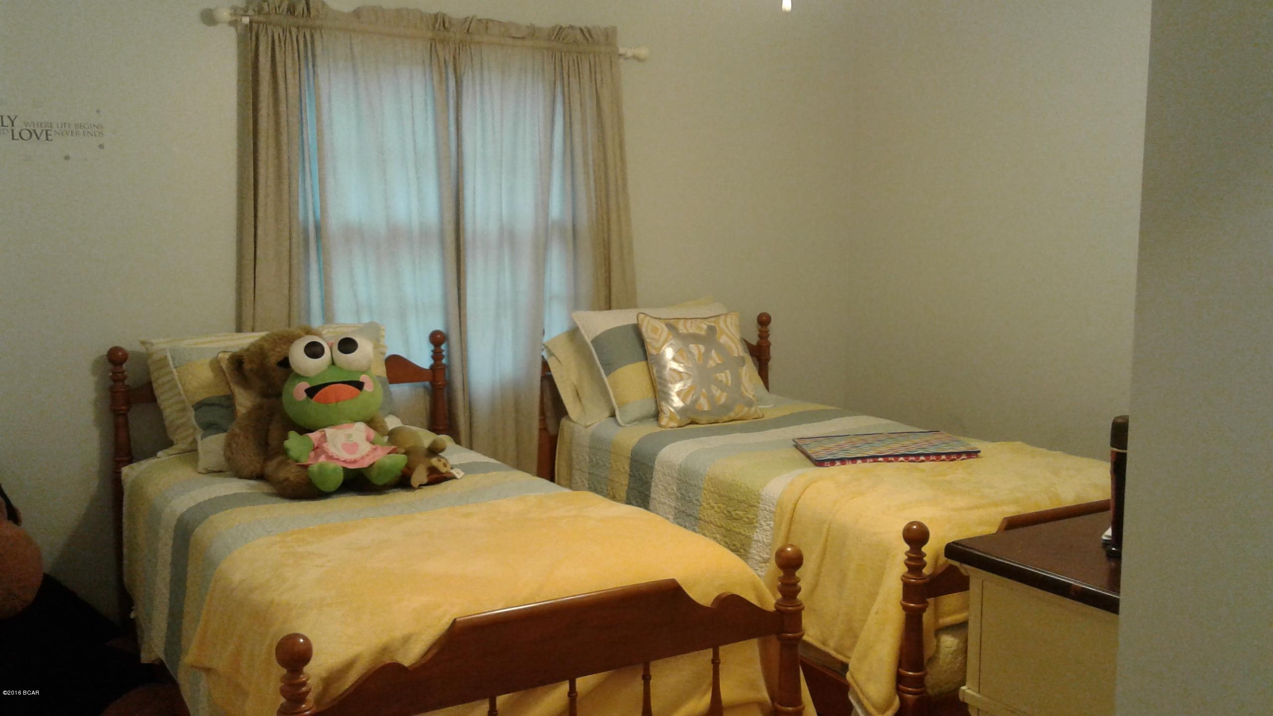 Baywood Shores Est Unit 5 - Residential