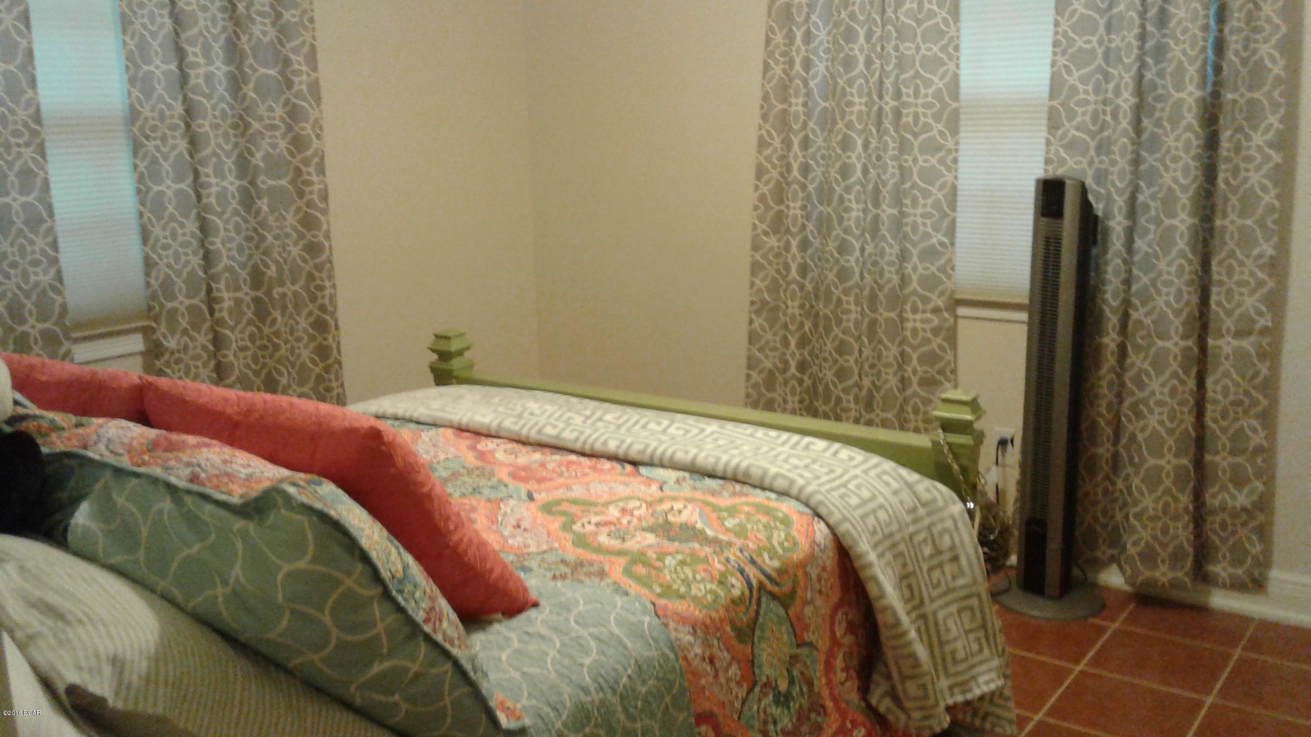 Baywood Shores Est Unit 5 - Residential