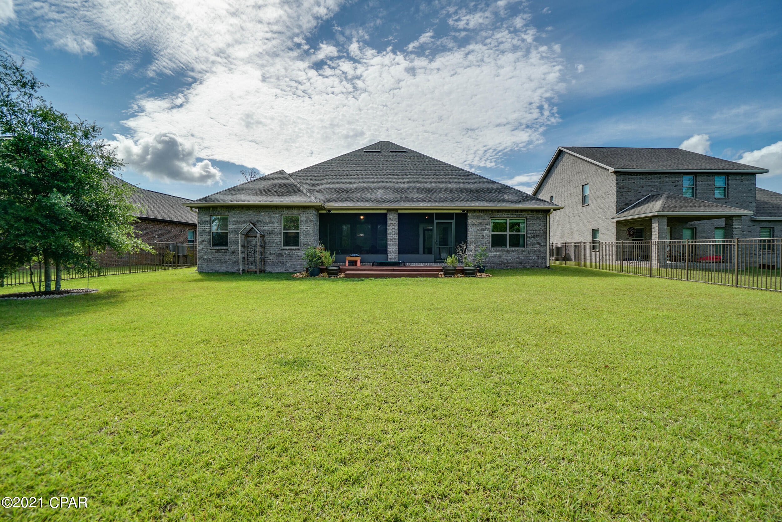 [No Recorded Subdiv] - Residential Lease