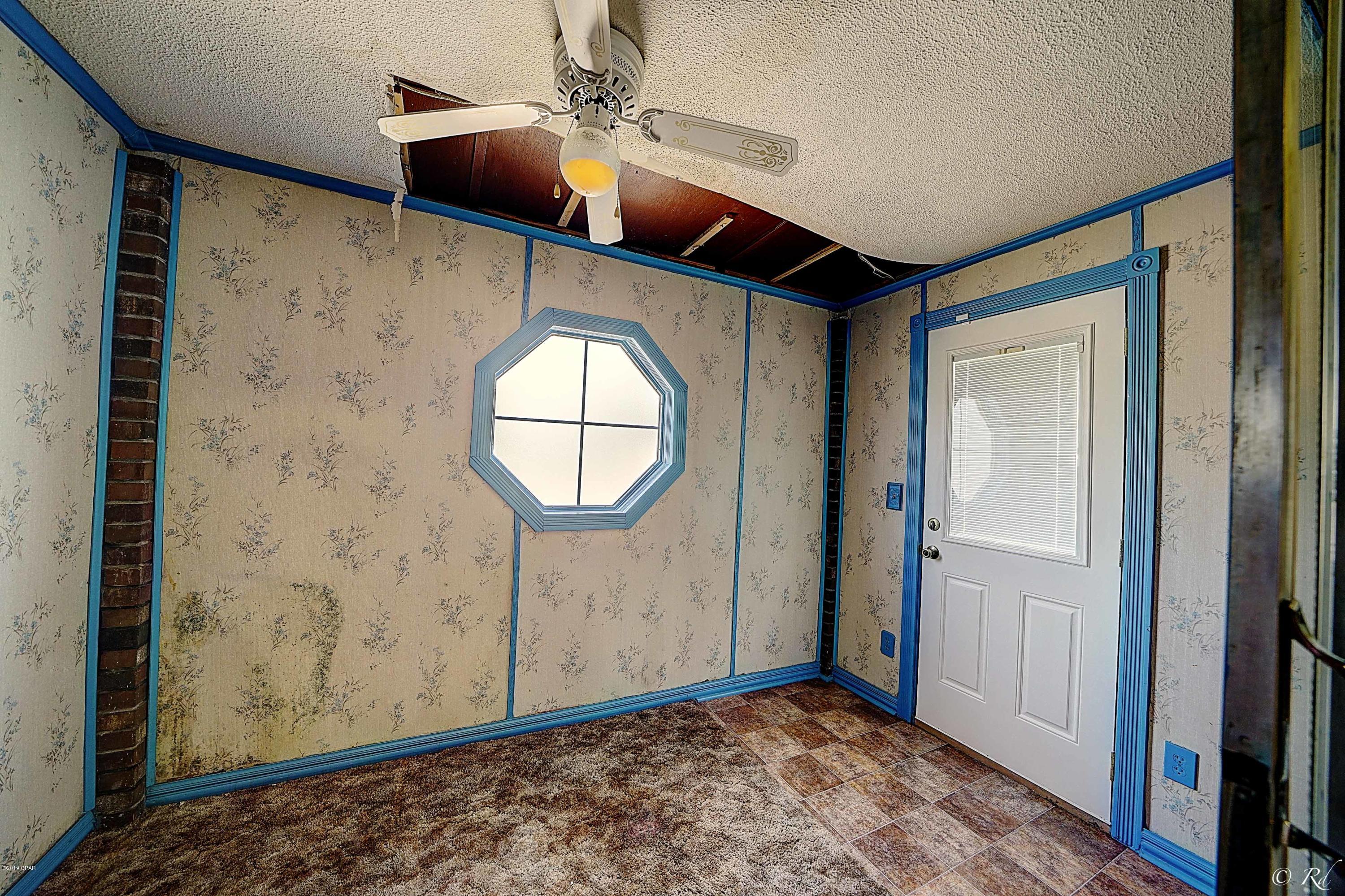 Mayfield - Commercial Sale