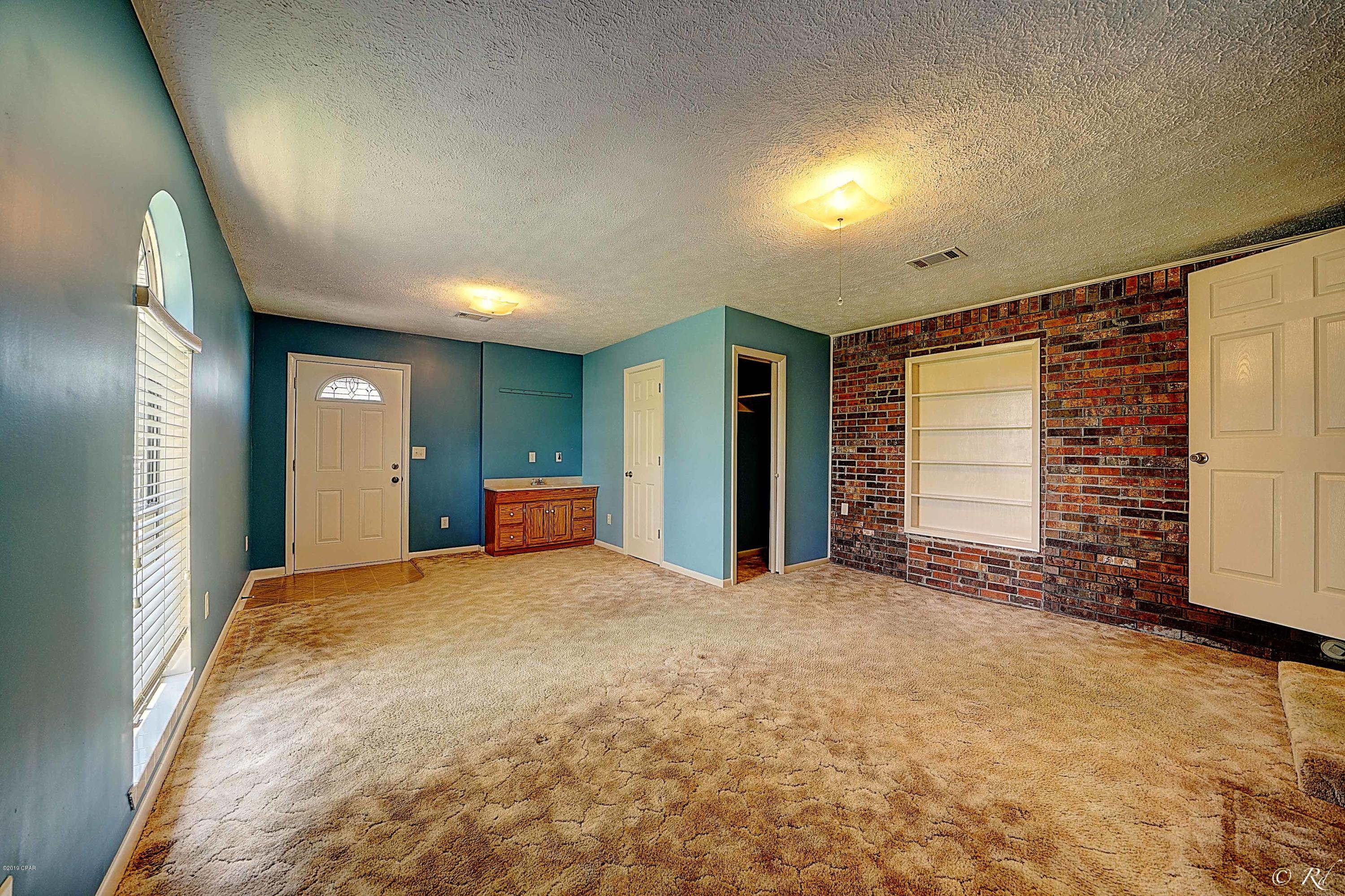 Mayfield - Commercial Sale