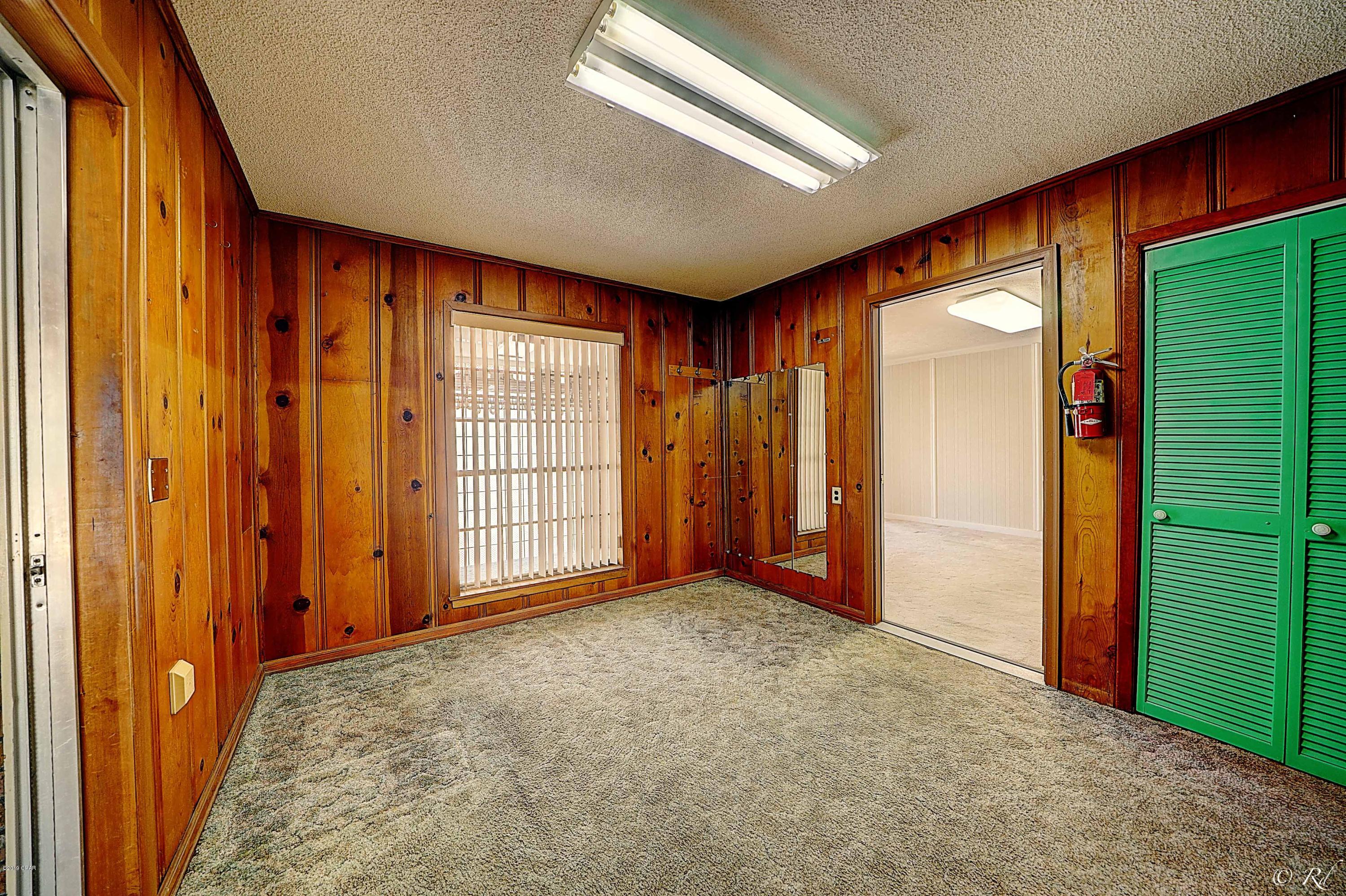 Mayfield - Commercial Sale