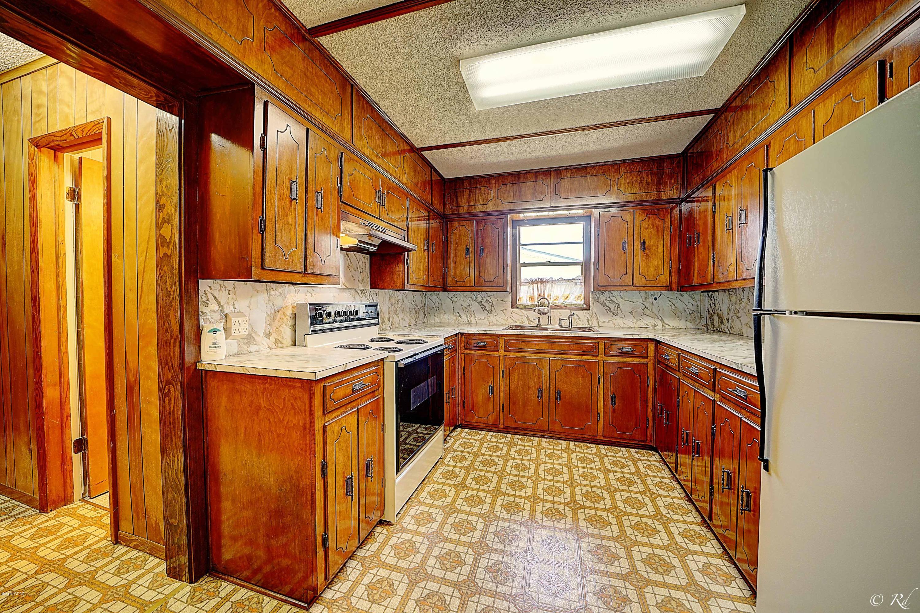 Mayfield - Commercial Sale