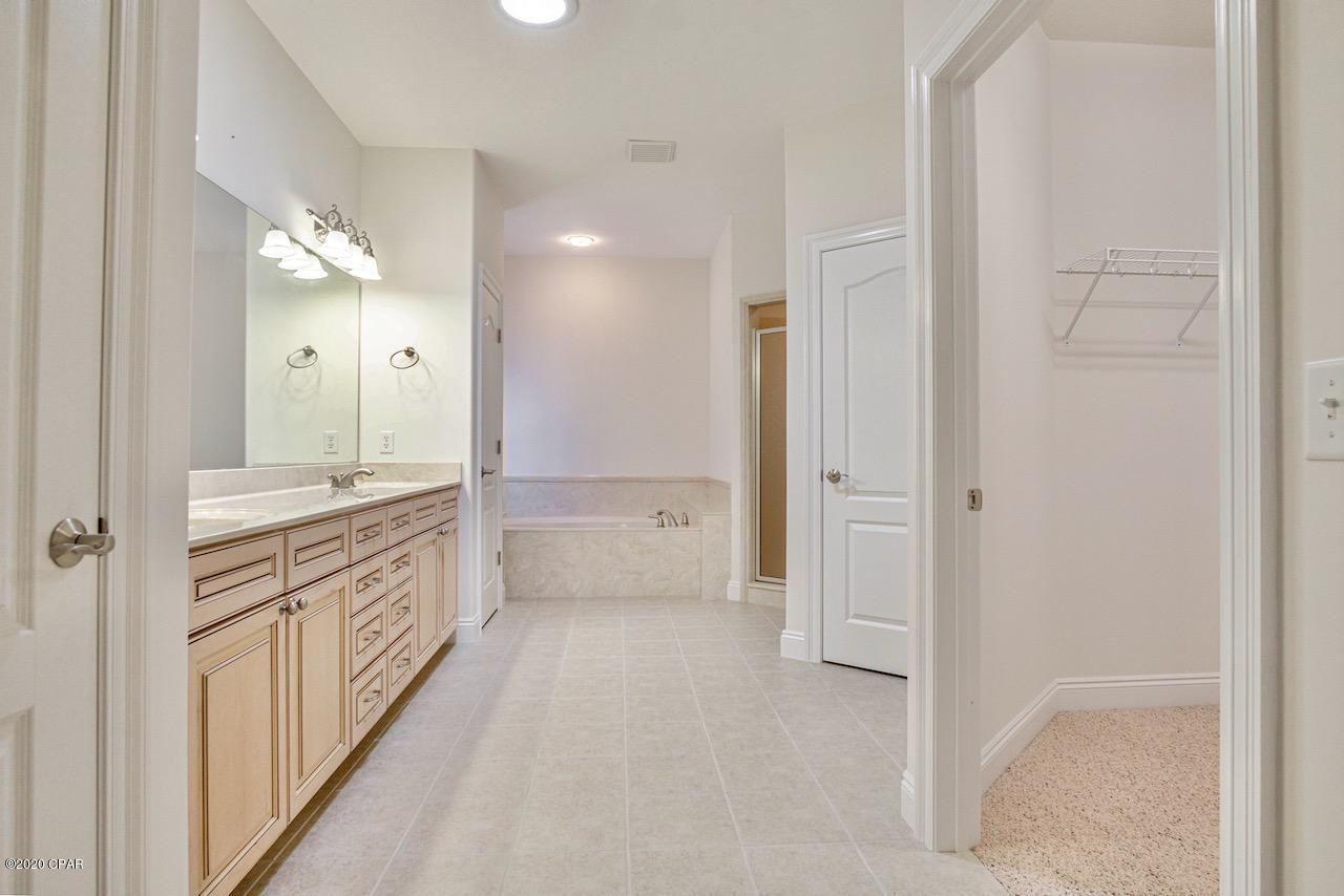 Dolphin Bay Ph I - Residential