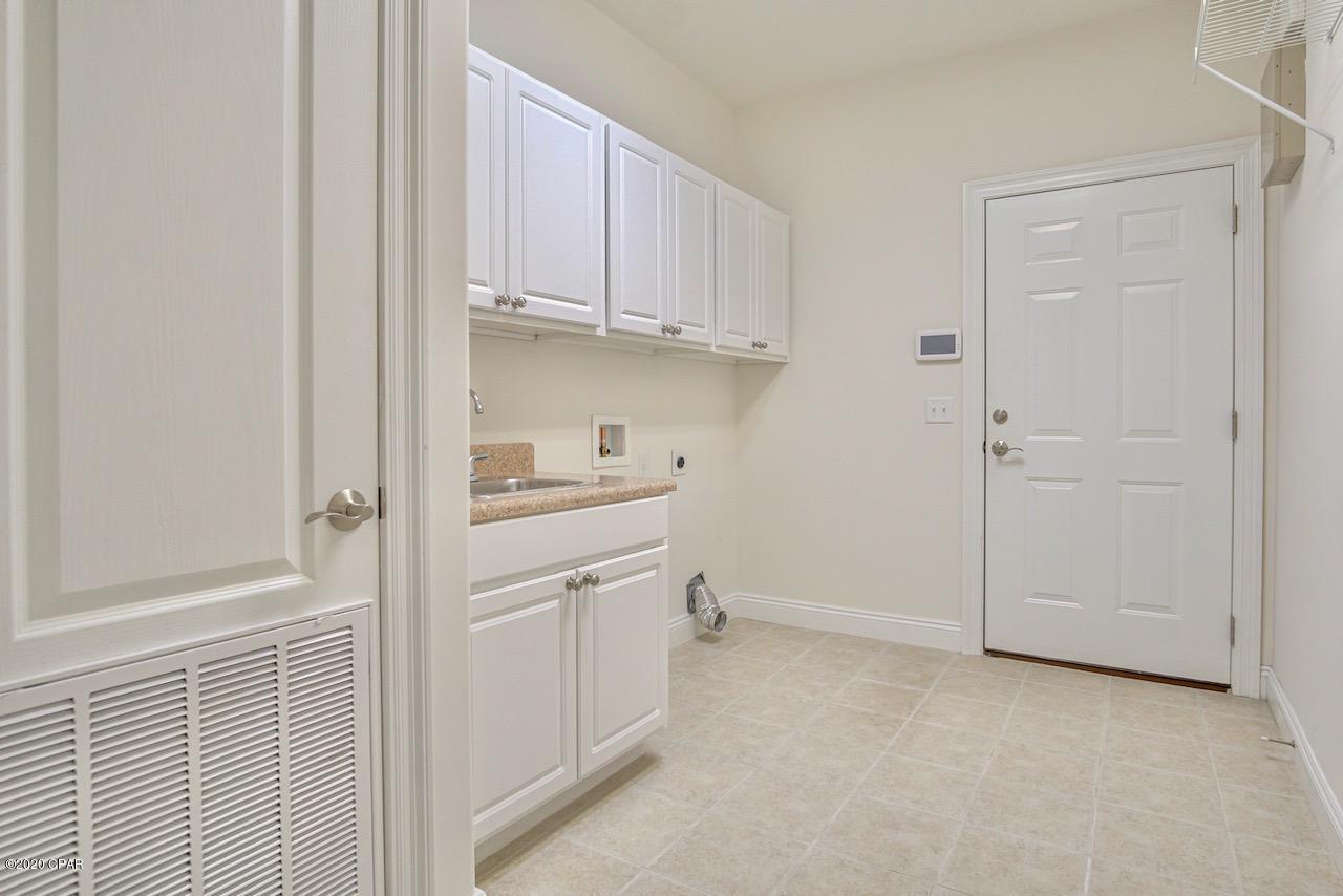 Dolphin Bay Ph I - Residential