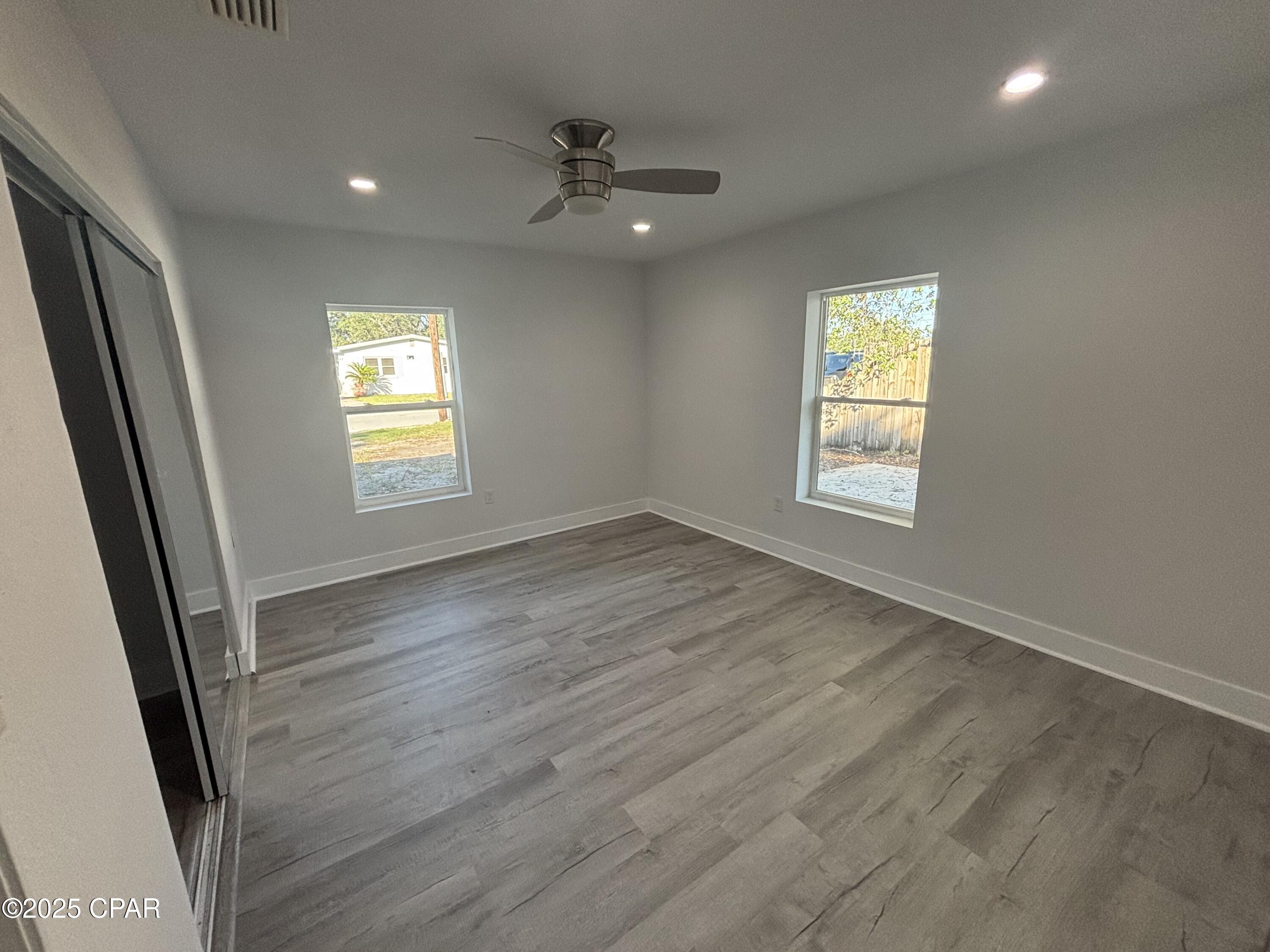 Long Point Park 1st Add - Residential