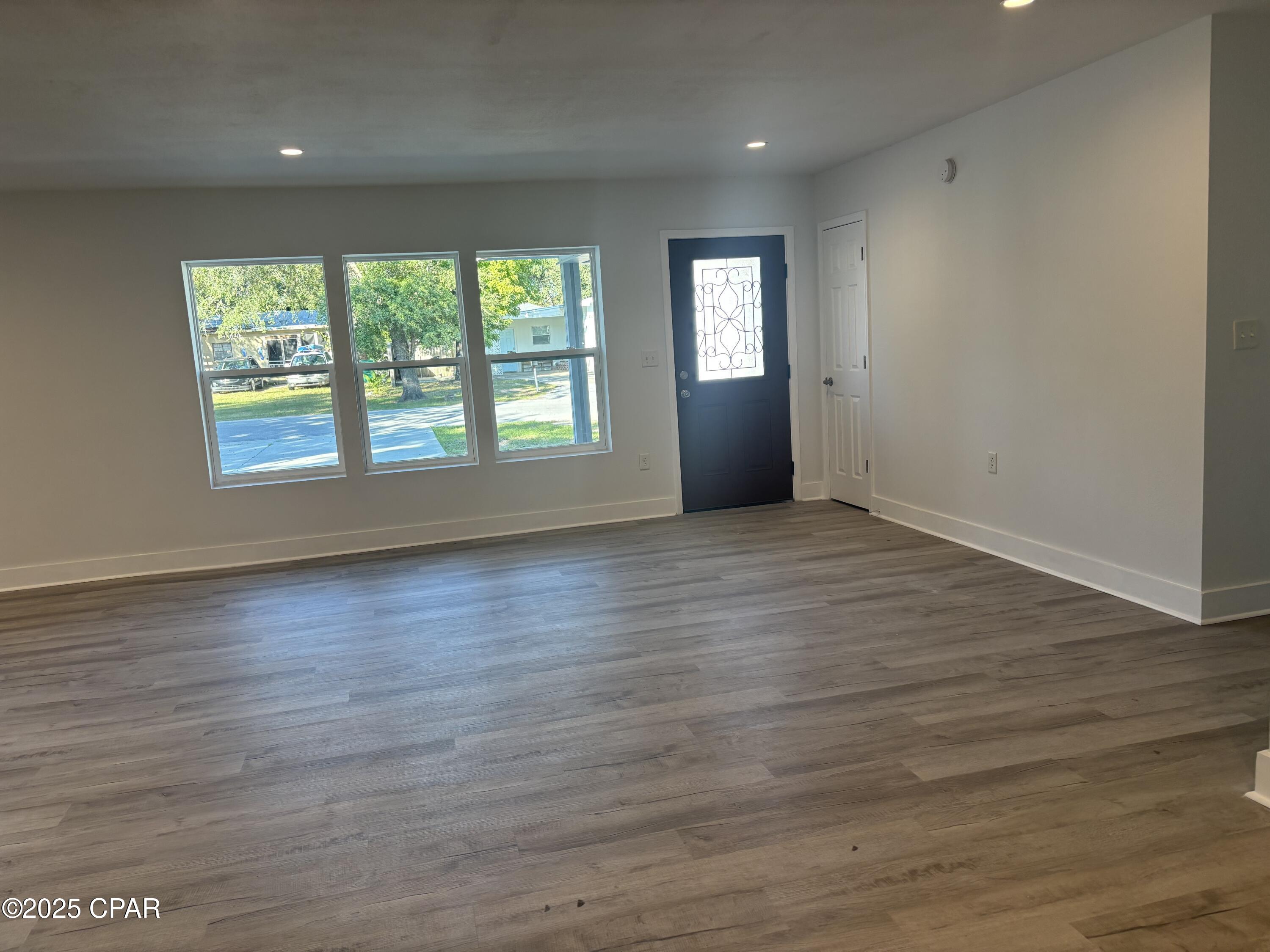 Long Point Park 1st Add - Residential