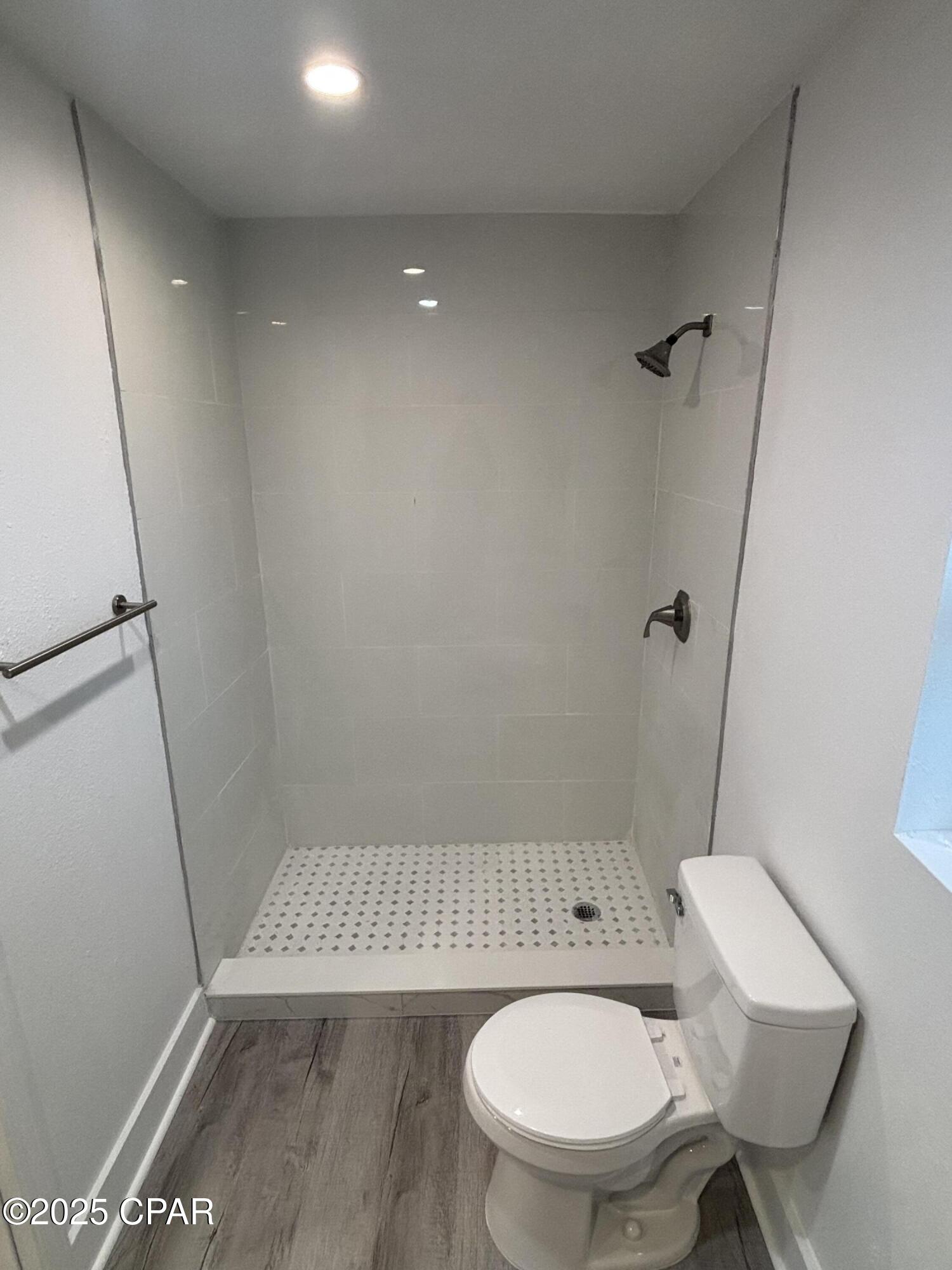 Long Point Park 1st Add - Residential