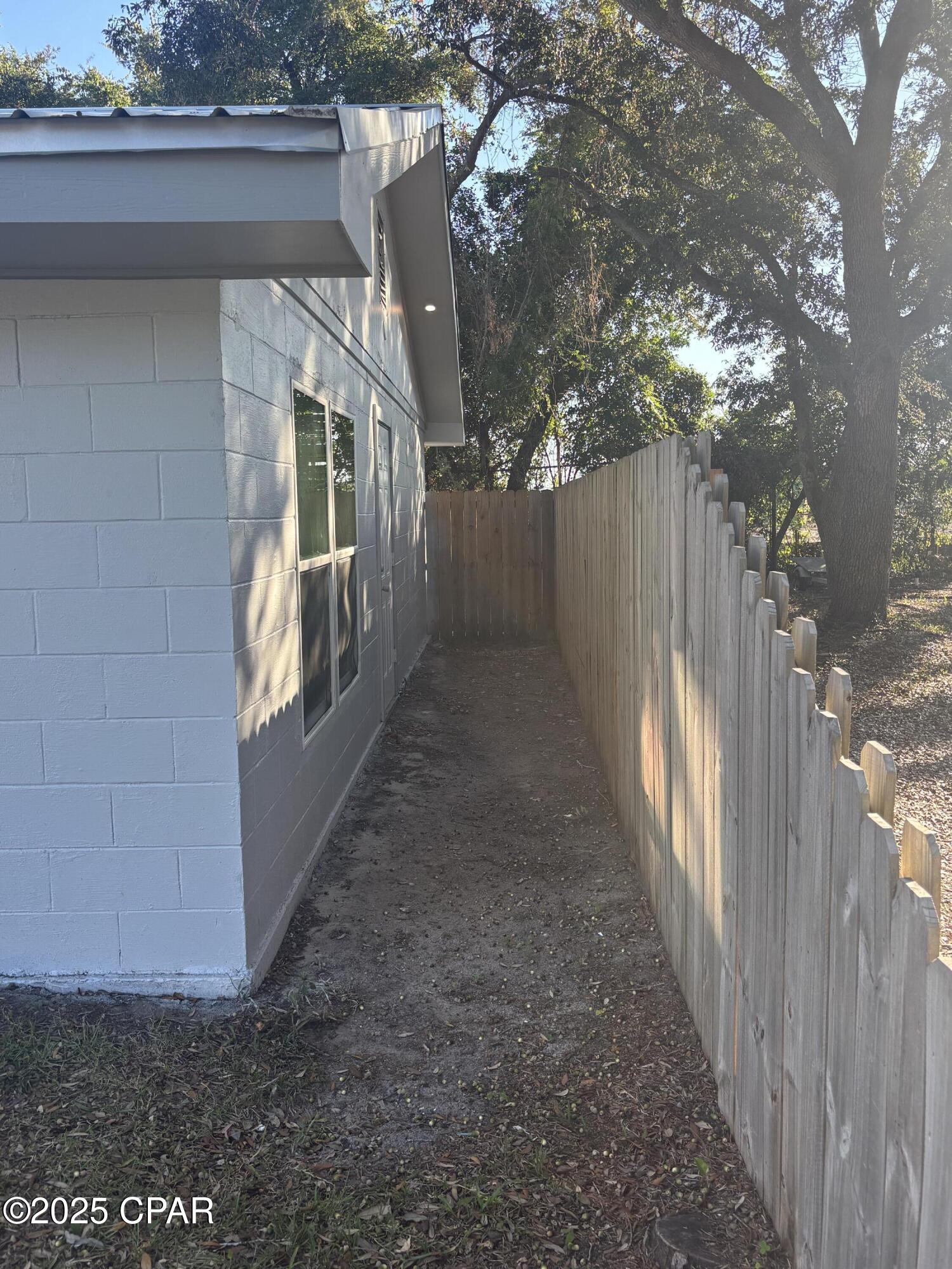 Long Point Park 1st Add - Residential