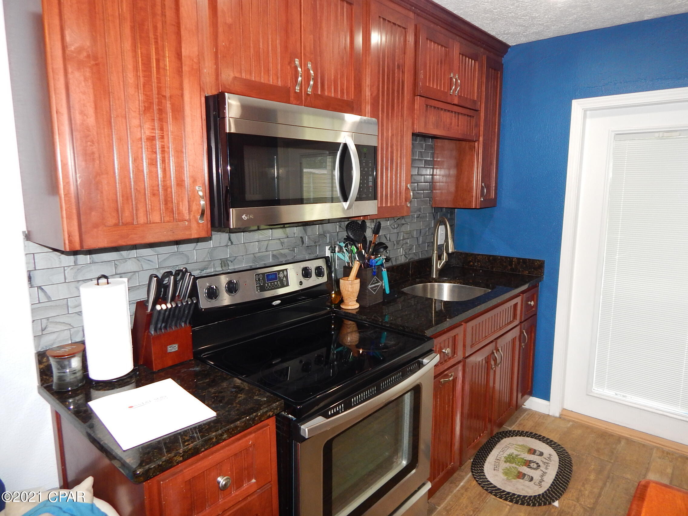 Fairview Mob Home Est - Residential