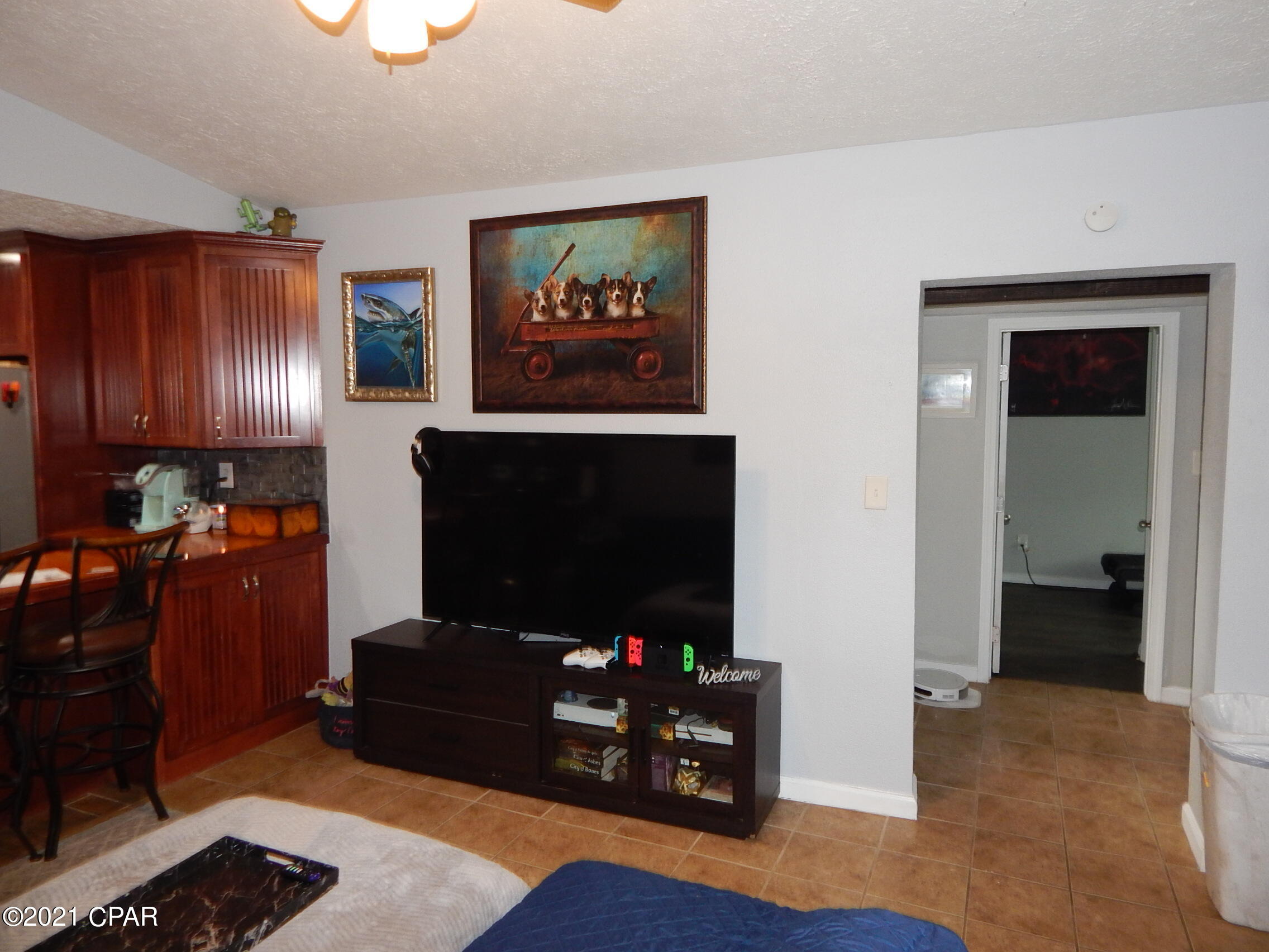 Fairview Mob Home Est - Residential