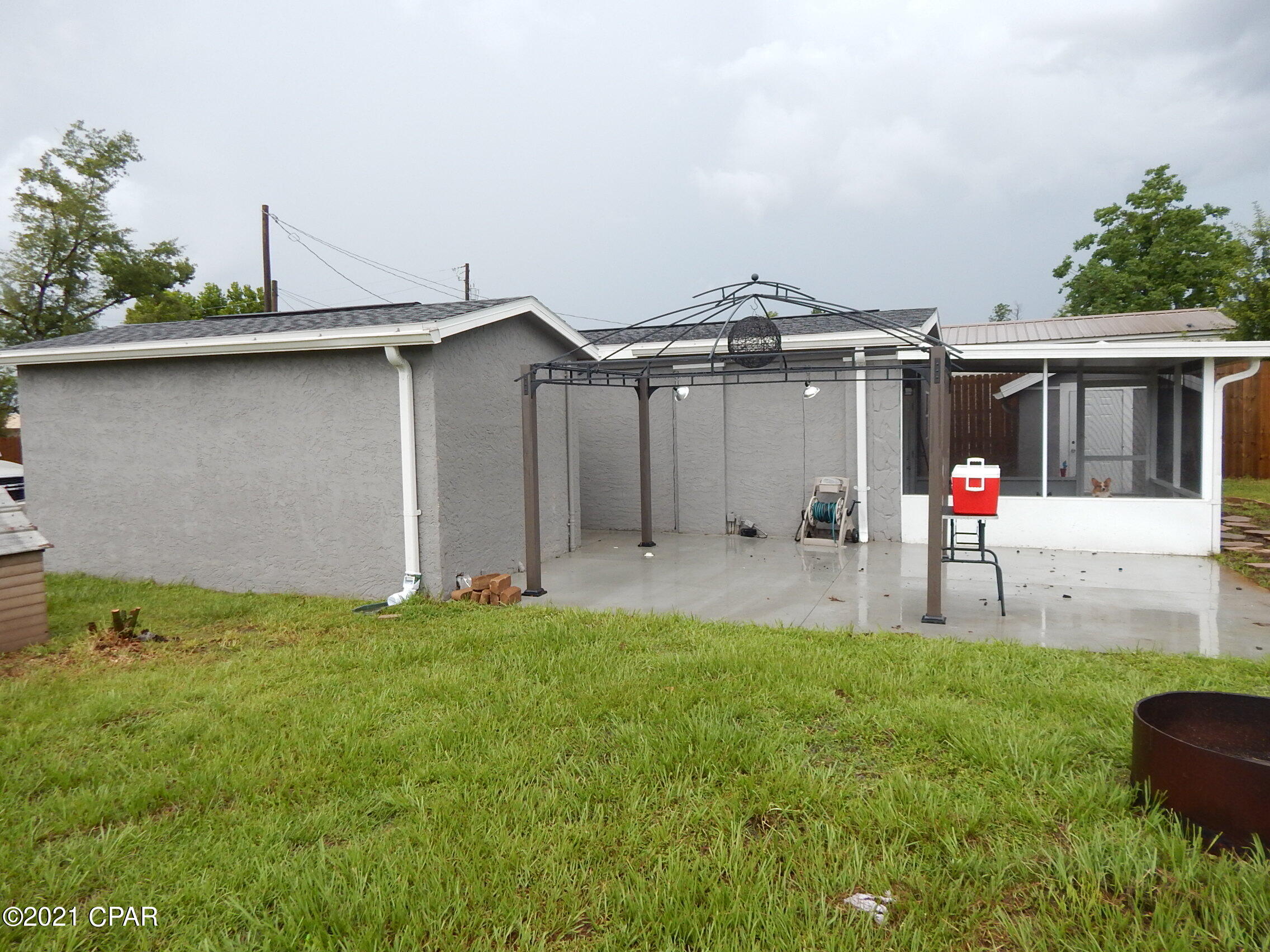 Fairview Mob Home Est - Residential