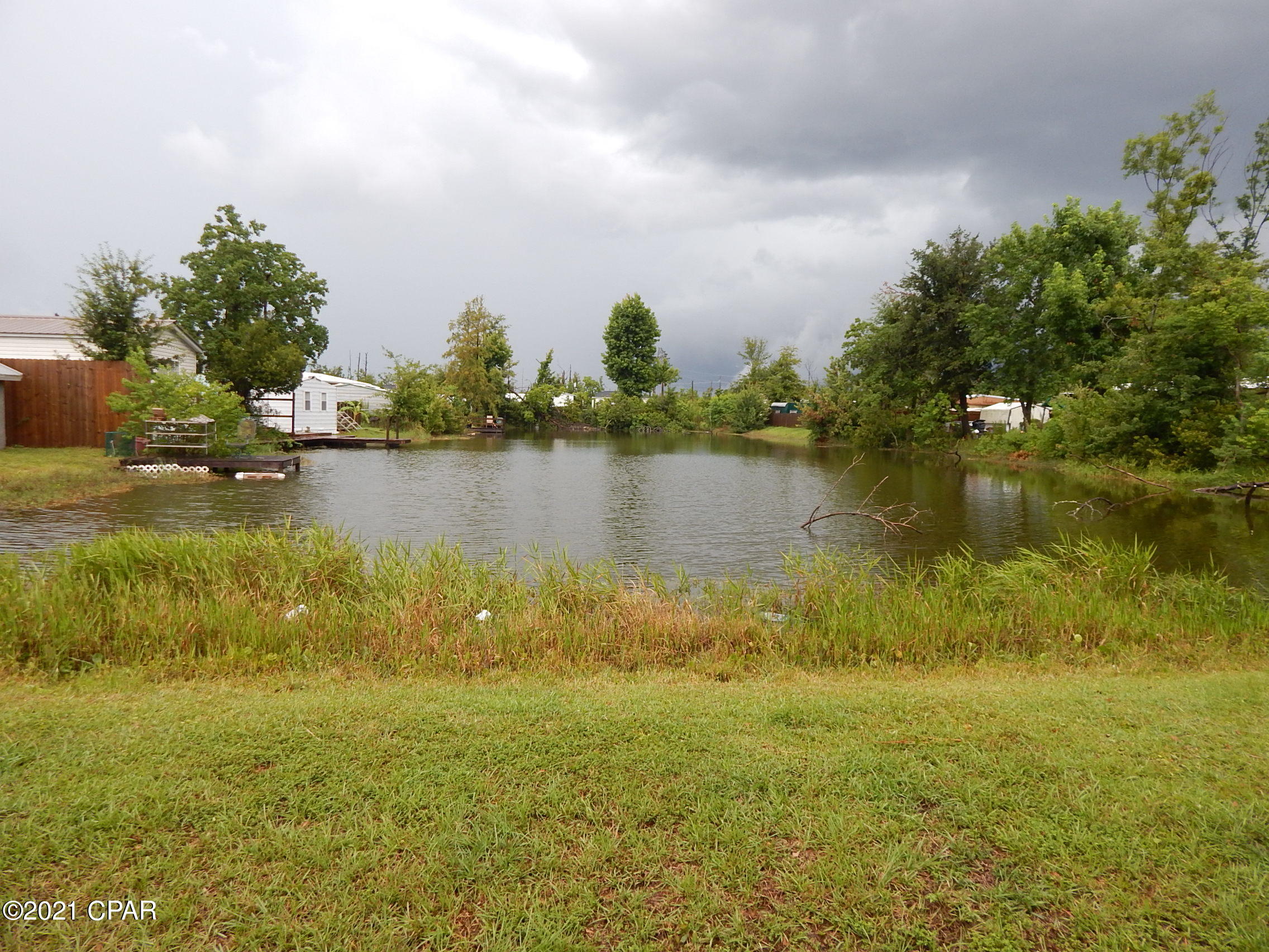 Fairview Mob Home Est - Residential