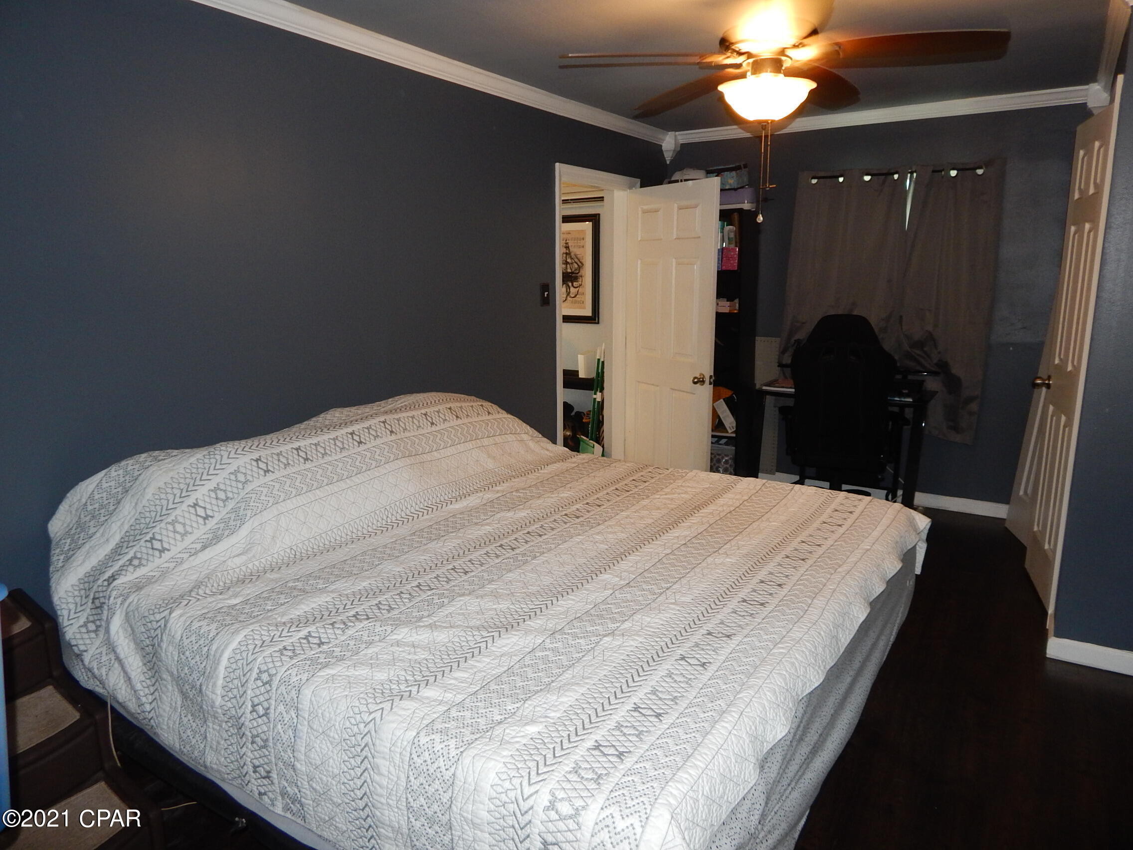 Fairview Mob Home Est - Residential