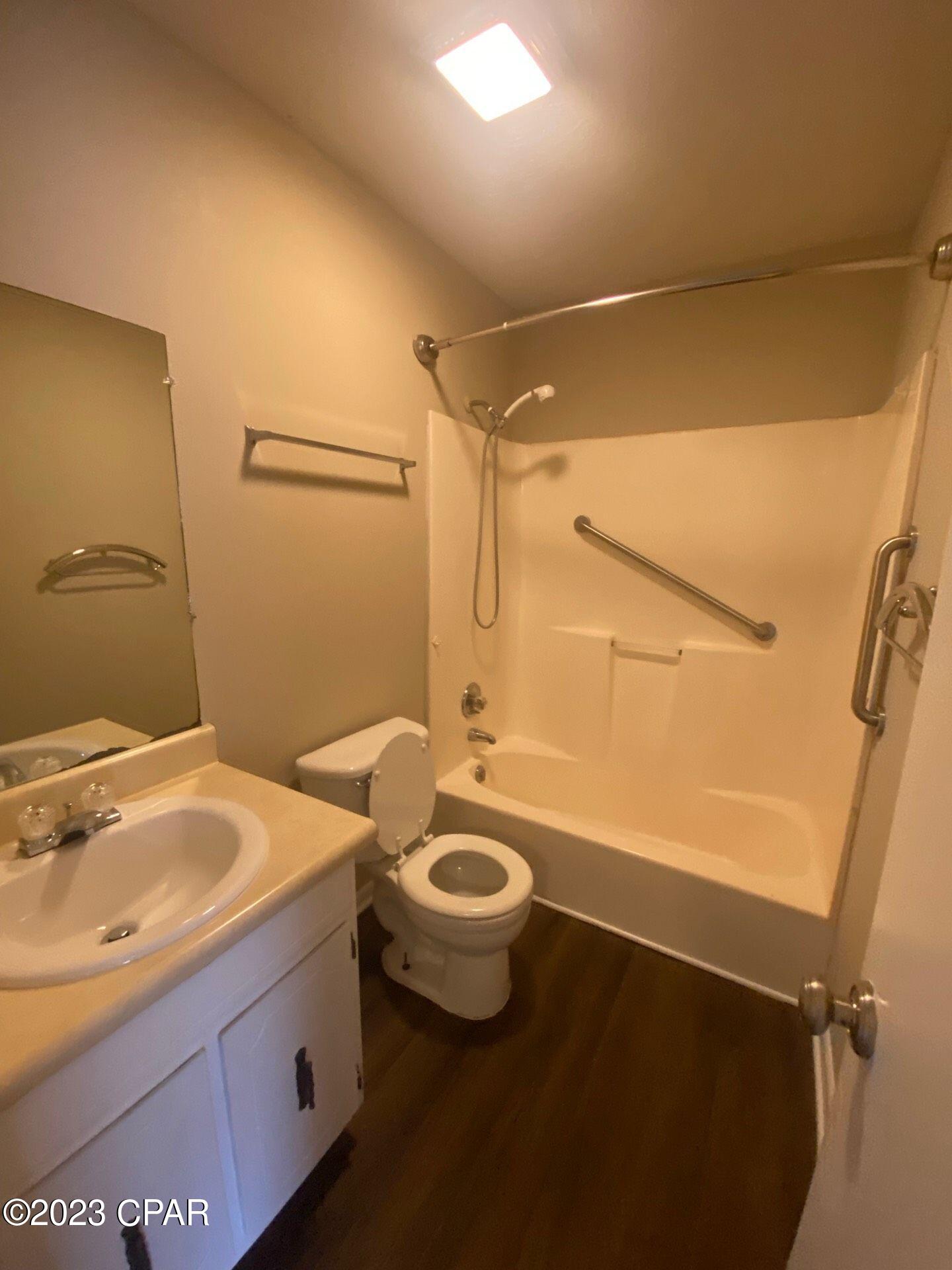 [No Recorded Subdiv] - Residential Lease