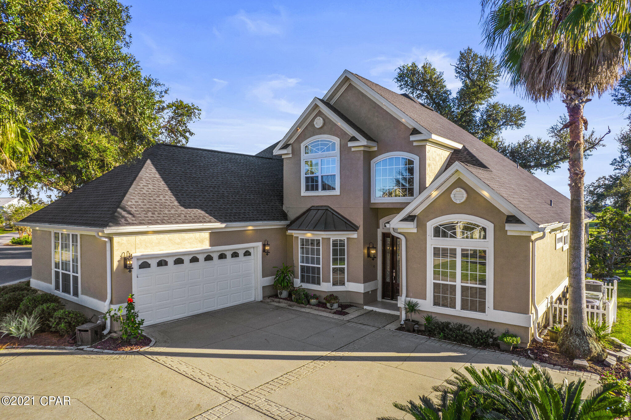 Country Club Harbour Estates - Residential