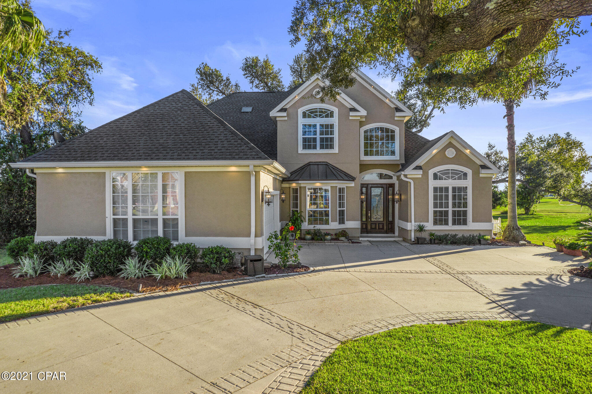 Country Club Harbour Estates - Residential