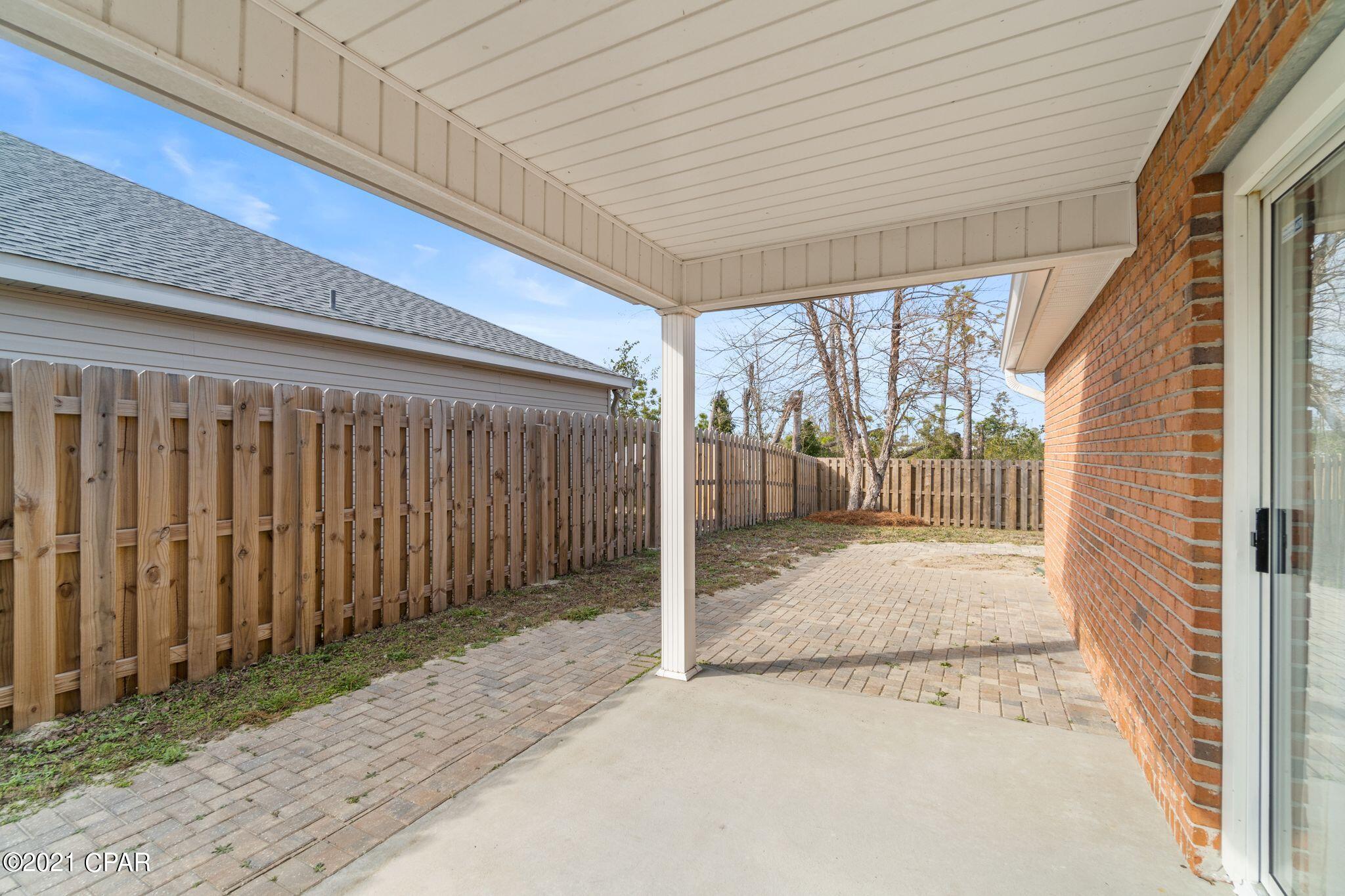 Summer Lace - Residential