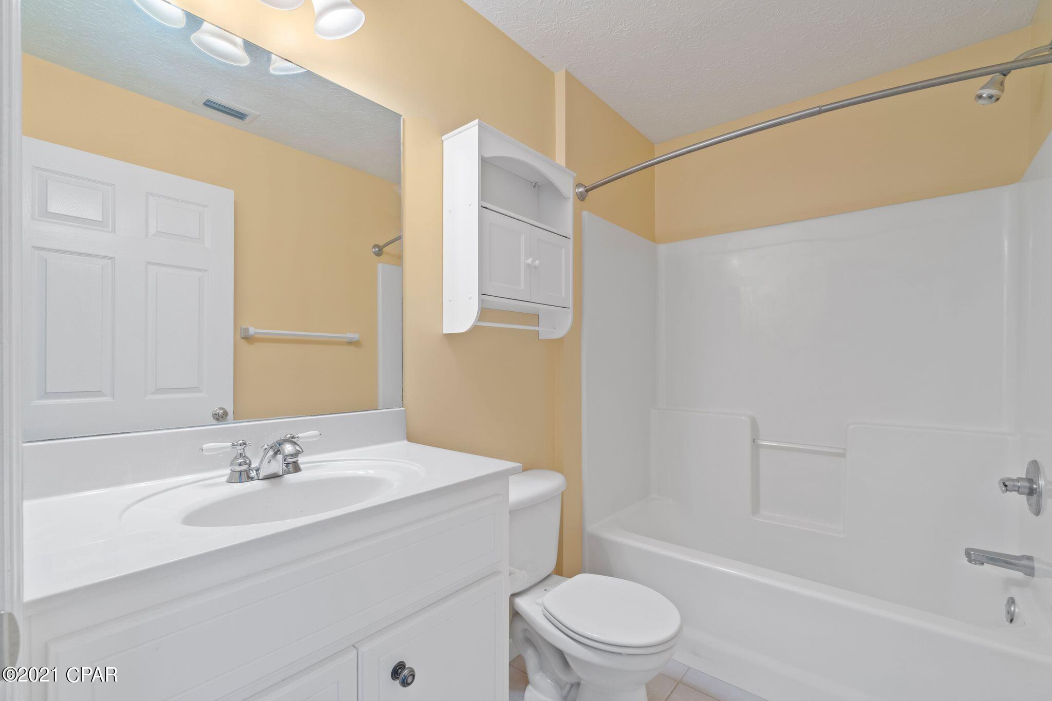 Summer Lace - Residential